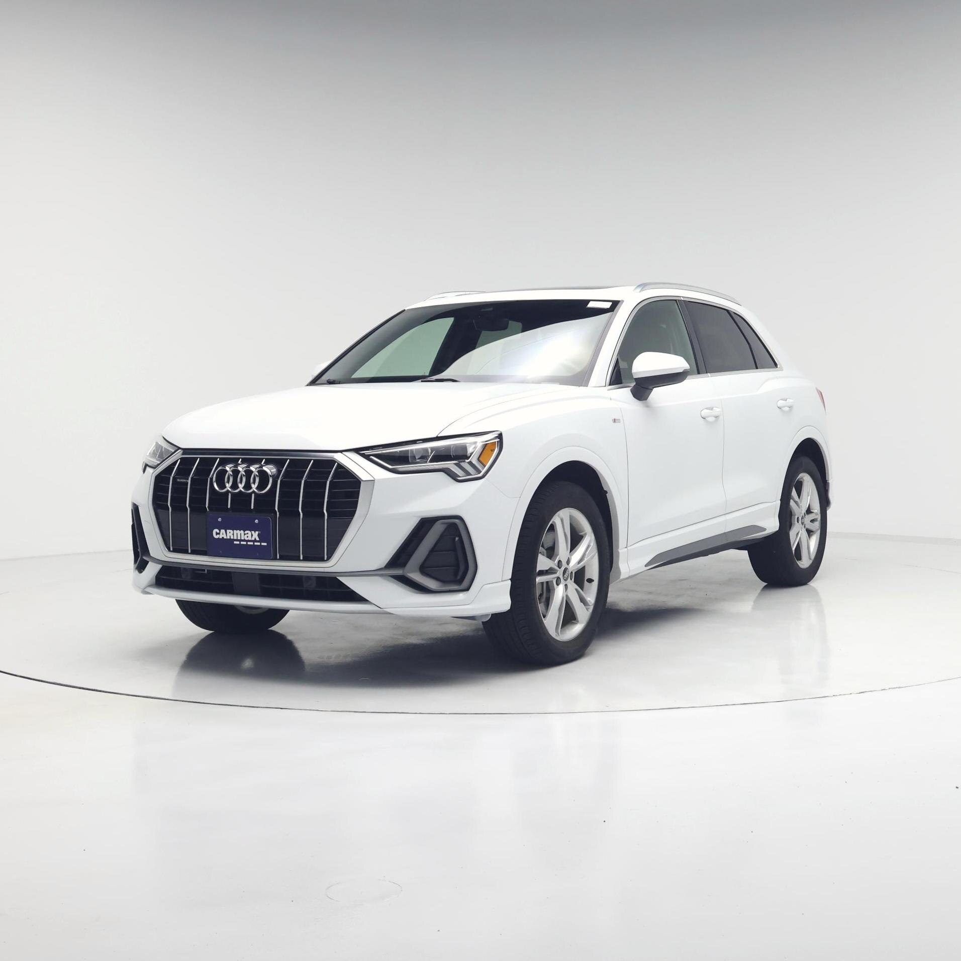 Thumbnail: 2021 Audi Q3 - 4