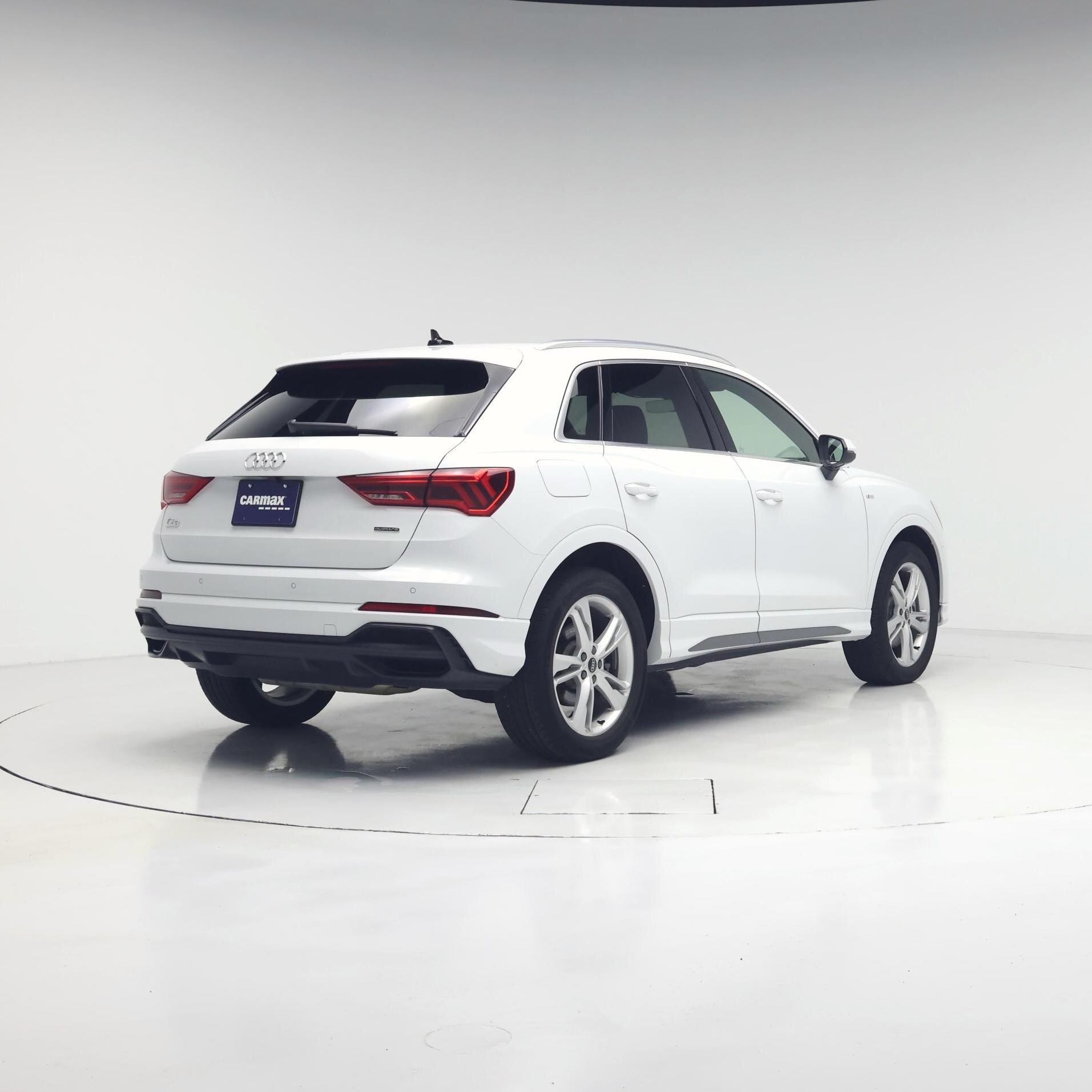 Thumbnail: 2021 Audi Q3 - 8