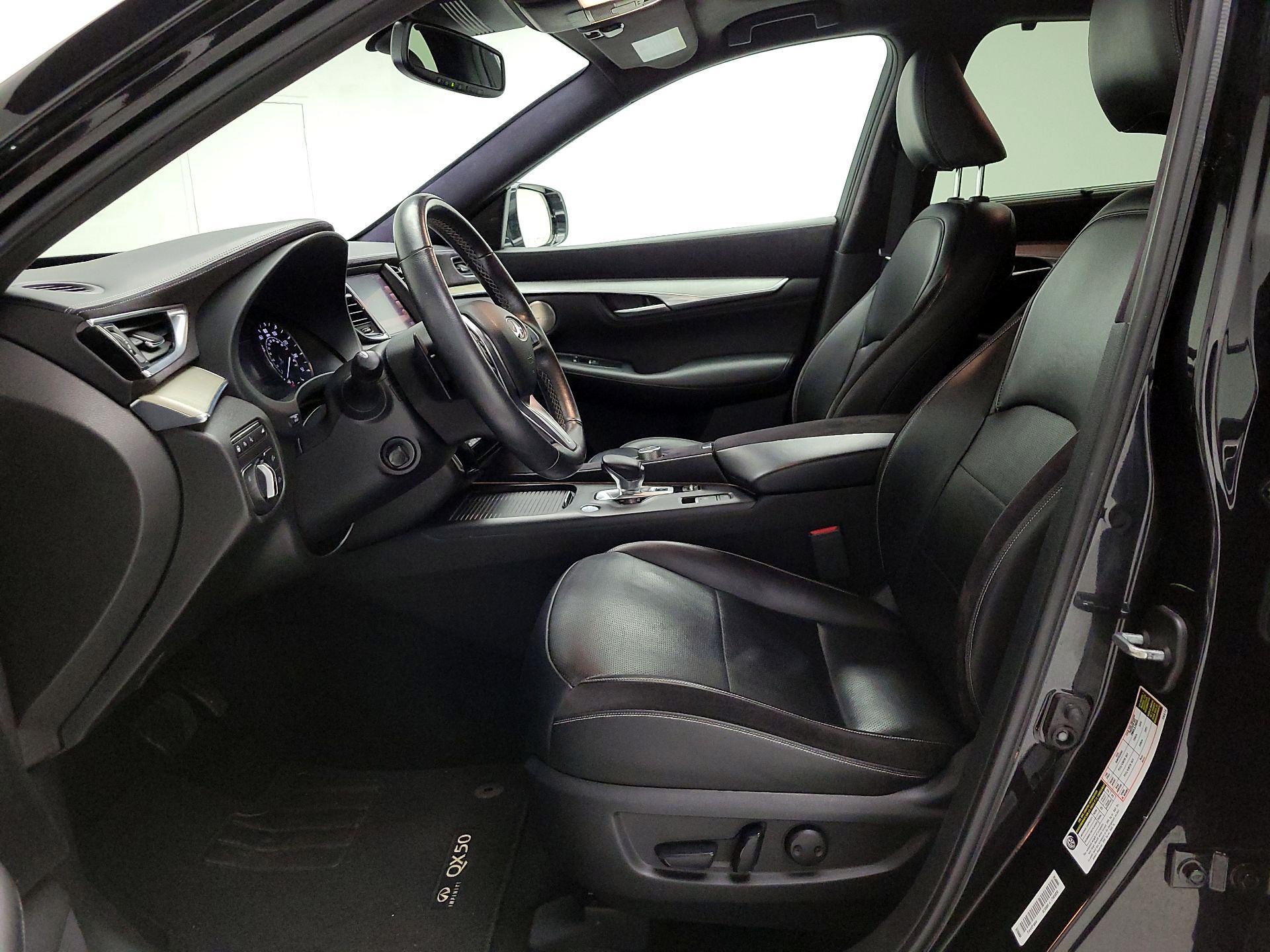 Thumbnail: 2019 INFINITI QX50 - 11