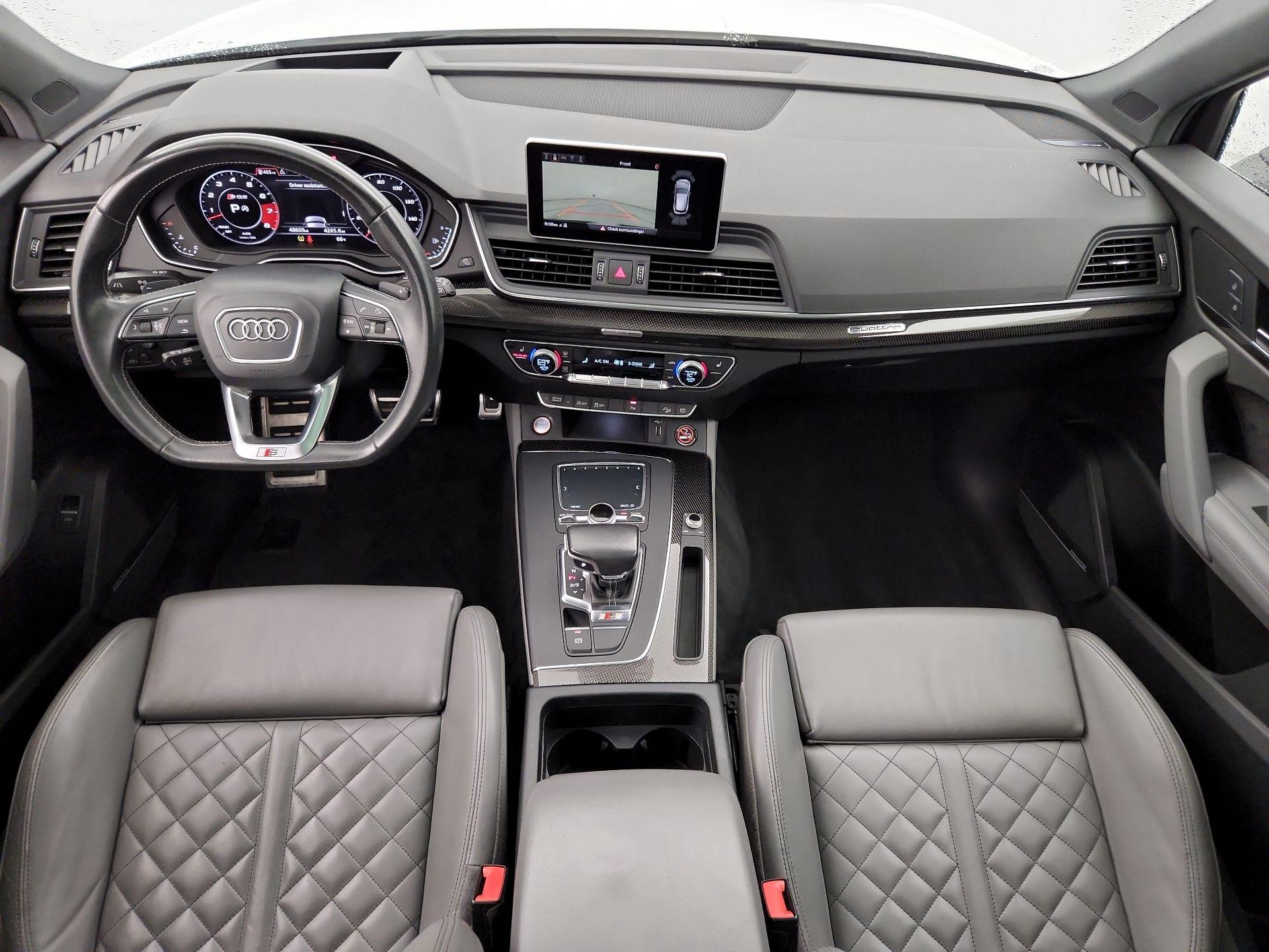 Thumbnail: 2018 Audi SQ5 - 9