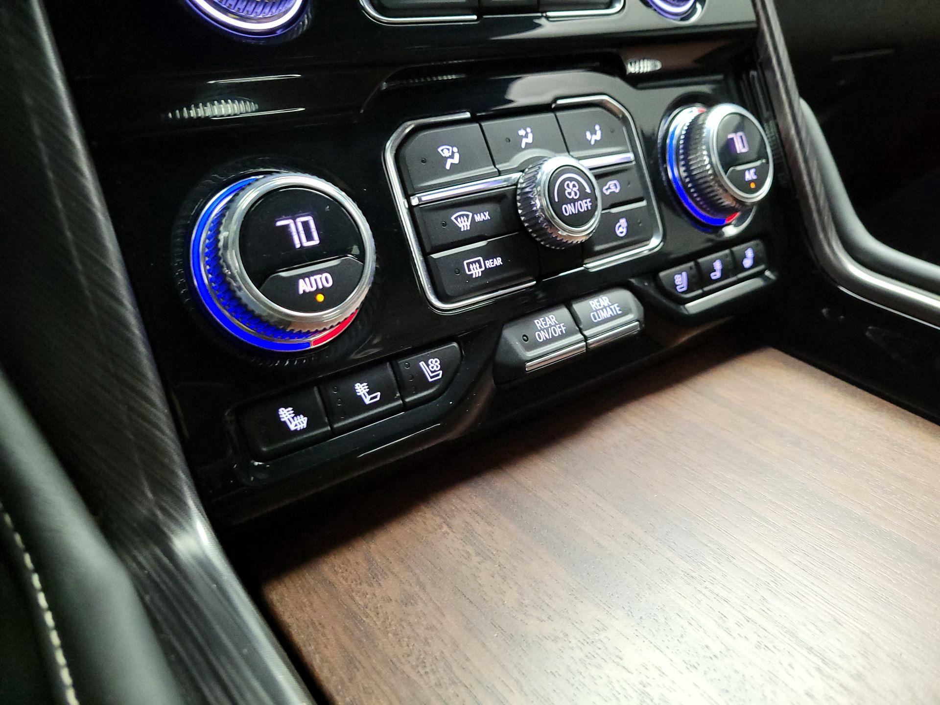 Thumbnail: 2023 GMC Yukon - 16