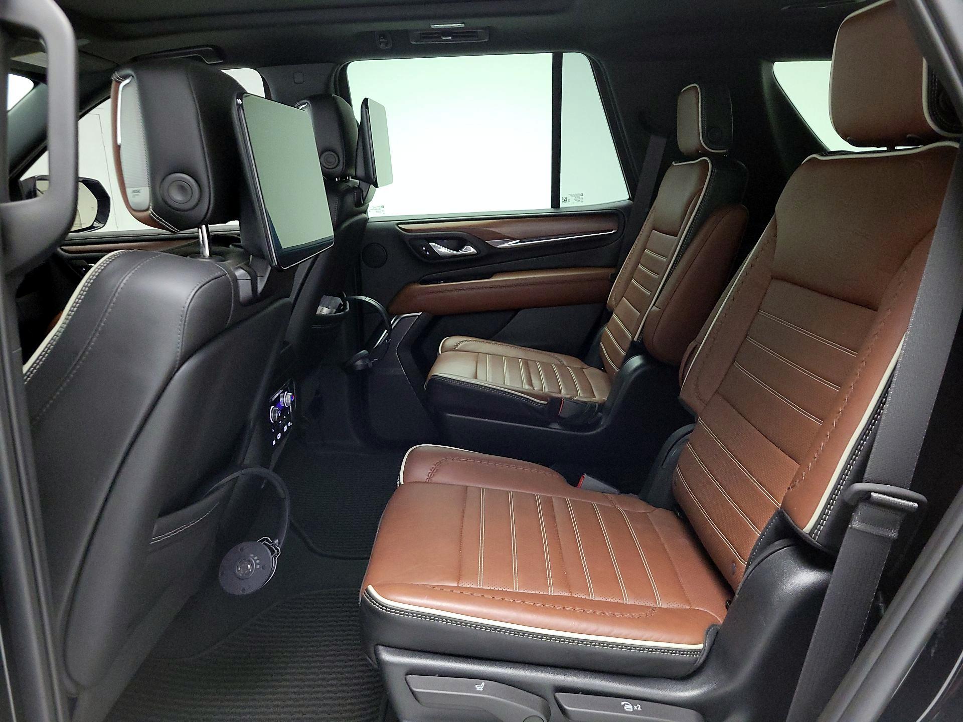 Thumbnail: 2023 GMC Yukon - 19