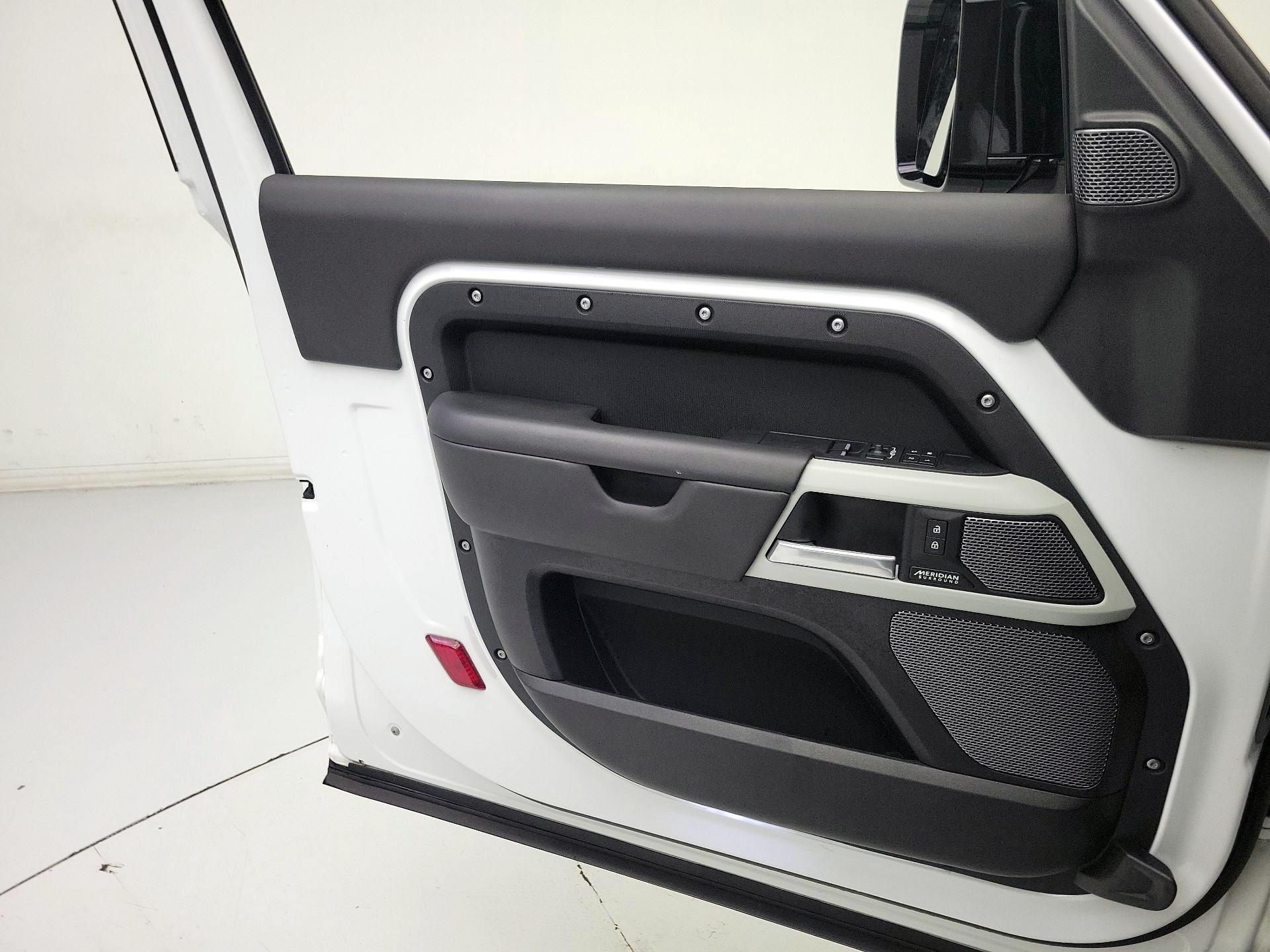 Thumbnail: 2024 Land Rover Defender - 12