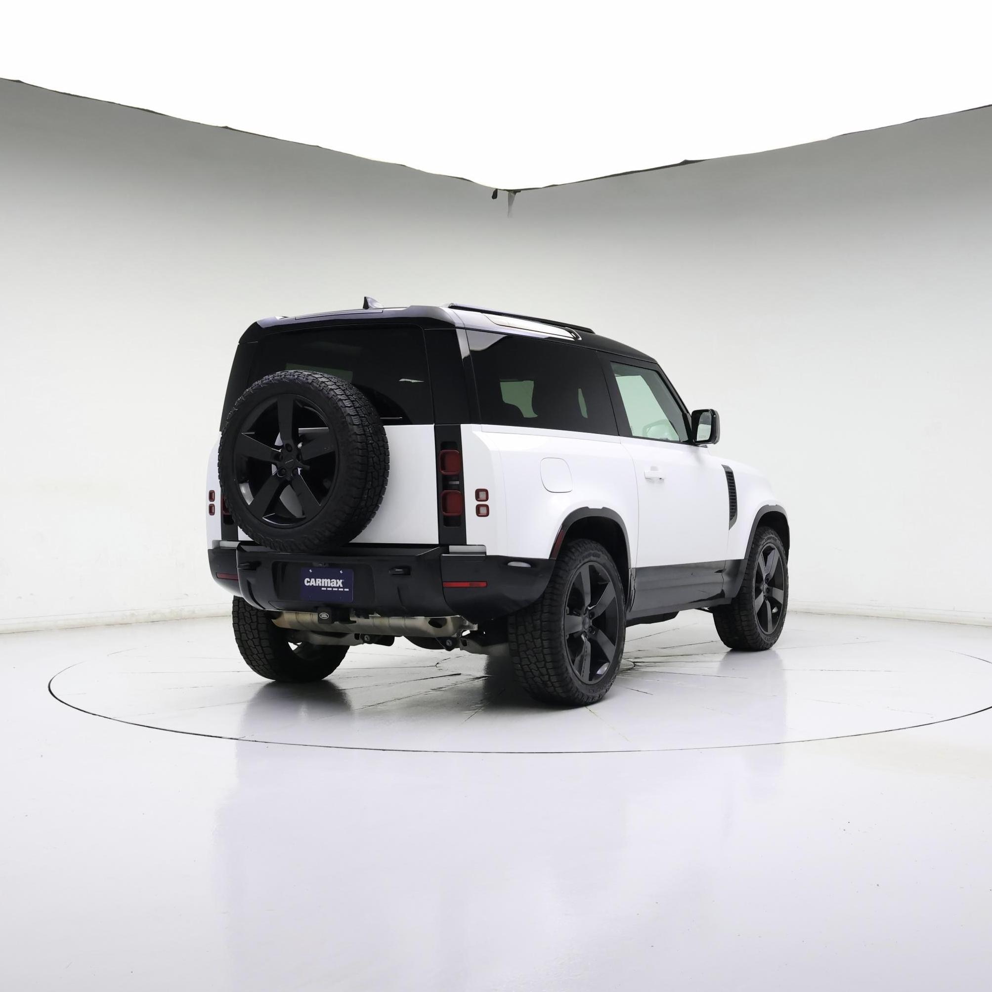 Thumbnail: 2024 Land Rover Defender - 4