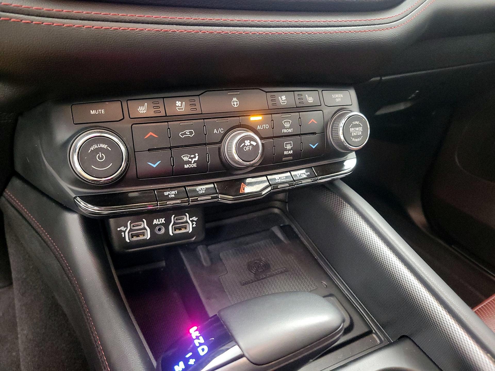 Thumbnail: 2024 Dodge Durango - 17