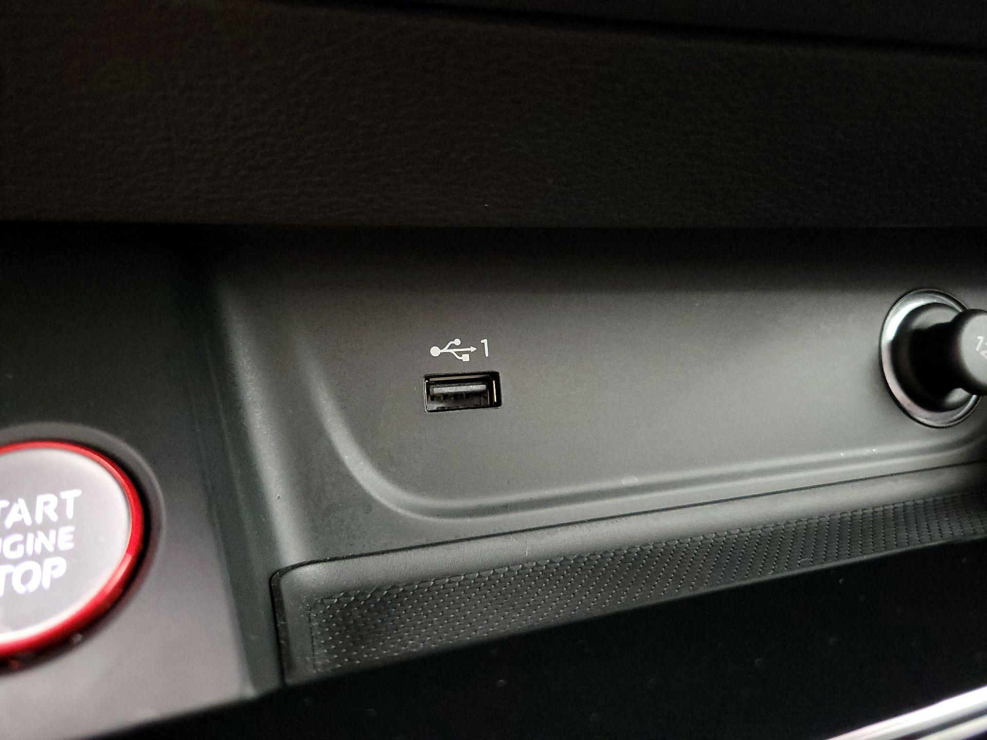 Thumbnail: 2021 Audi RS 5 - 19