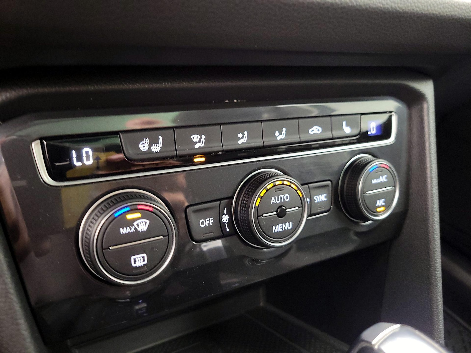 2020 Volkswagen Tiguan SEL - Photo 18