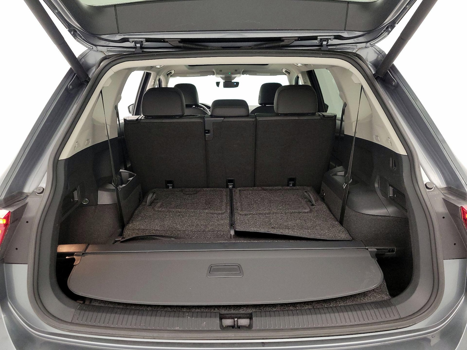 2020 Volkswagen Tiguan SEL - Photo 25