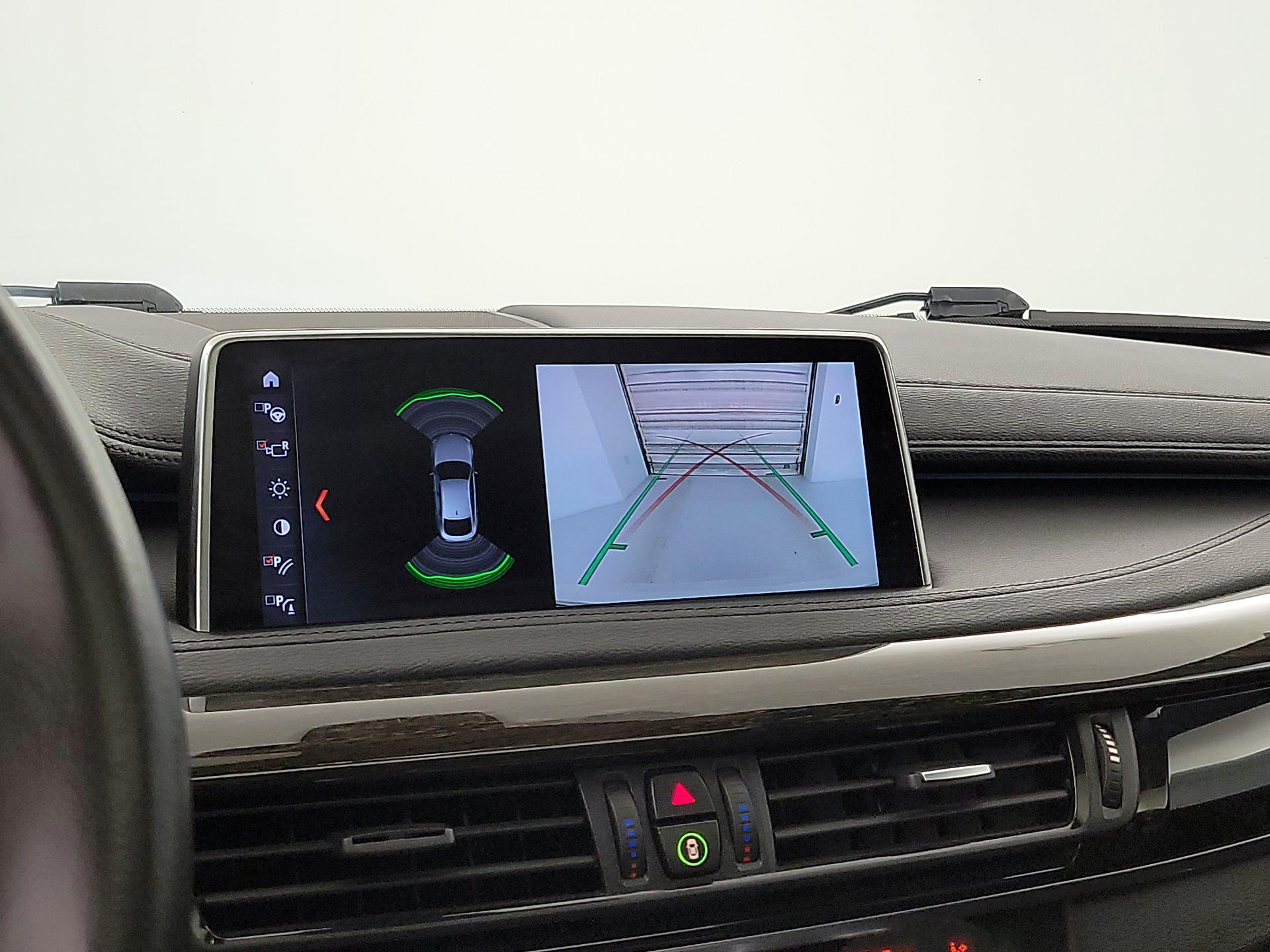Thumbnail: 2019 BMW X6 - 15