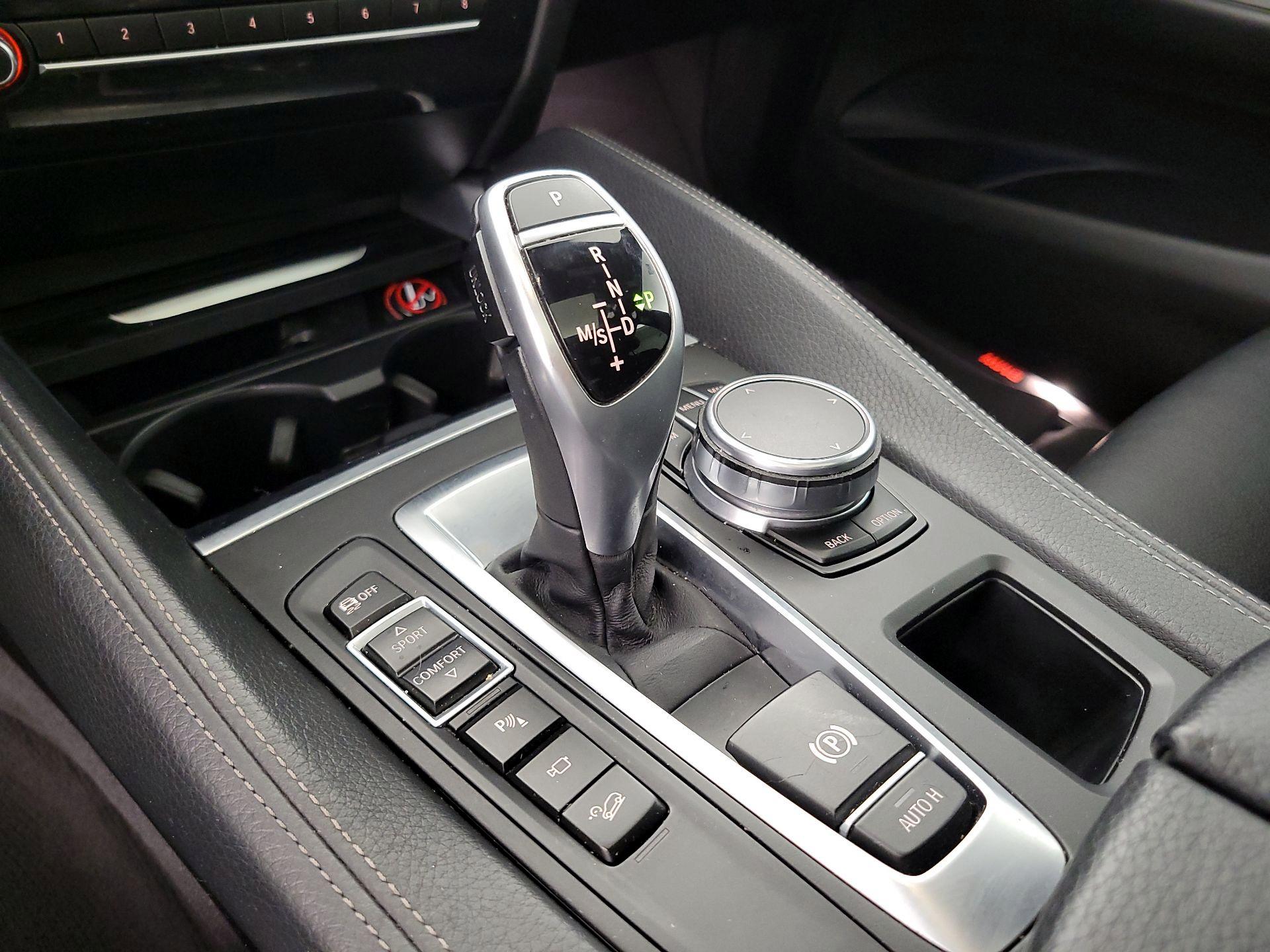 Thumbnail: 2019 BMW X6 - 18