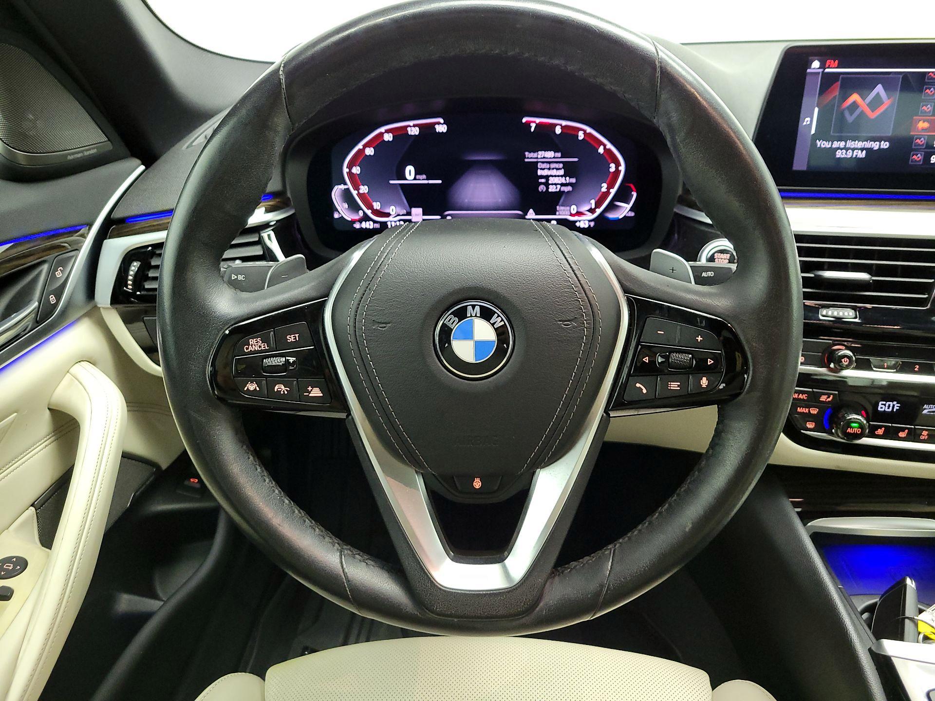 Thumbnail: 2020 BMW 5 Series - 10