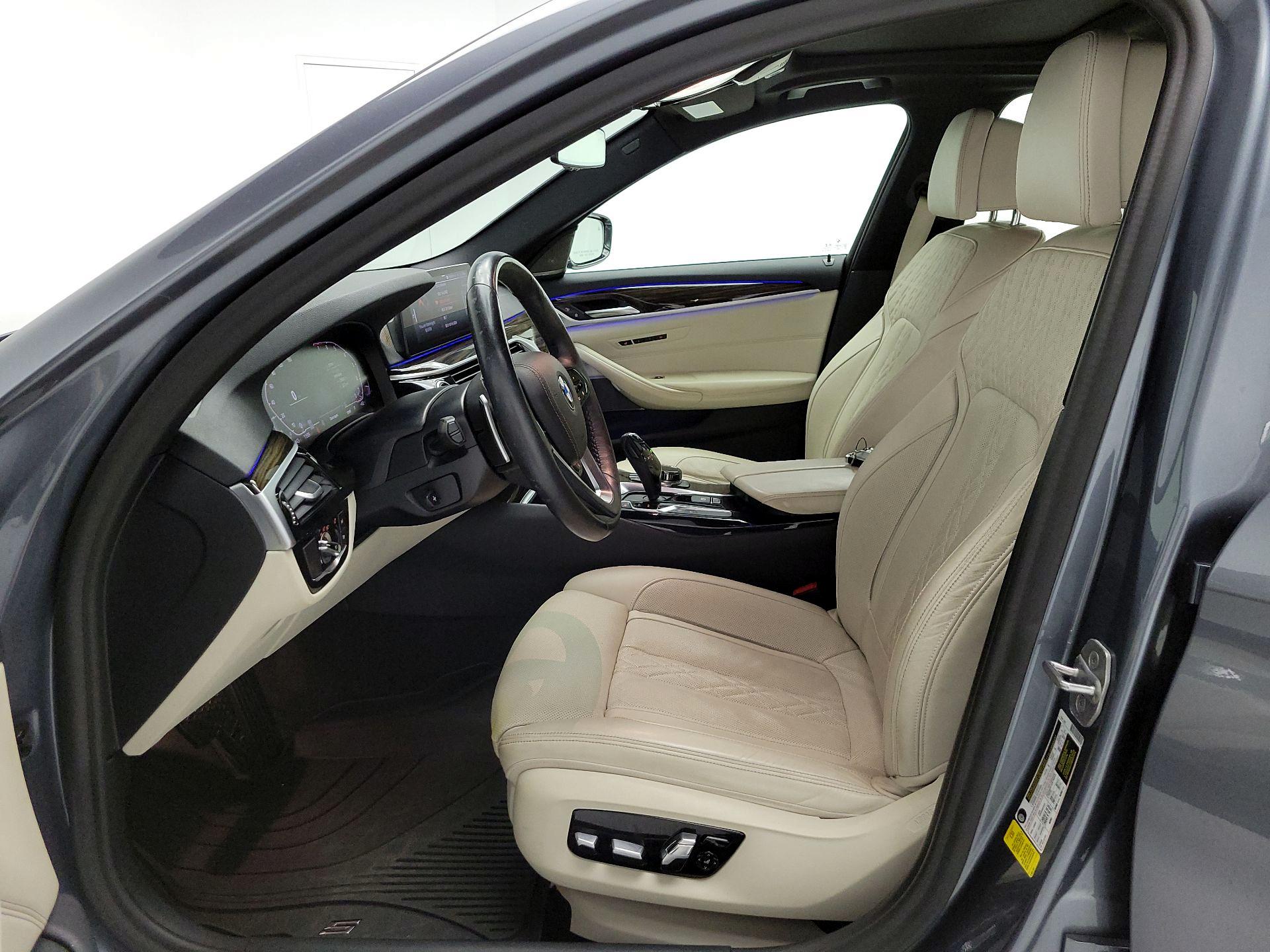 Thumbnail: 2020 BMW 5 Series - 11