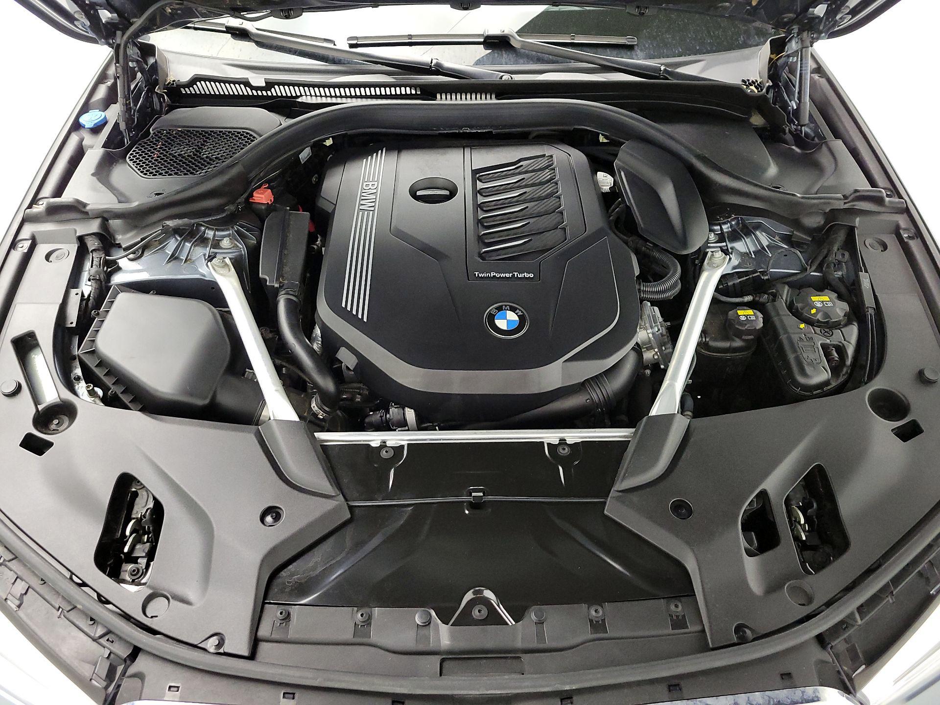 Thumbnail: 2020 BMW 5 Series - 17