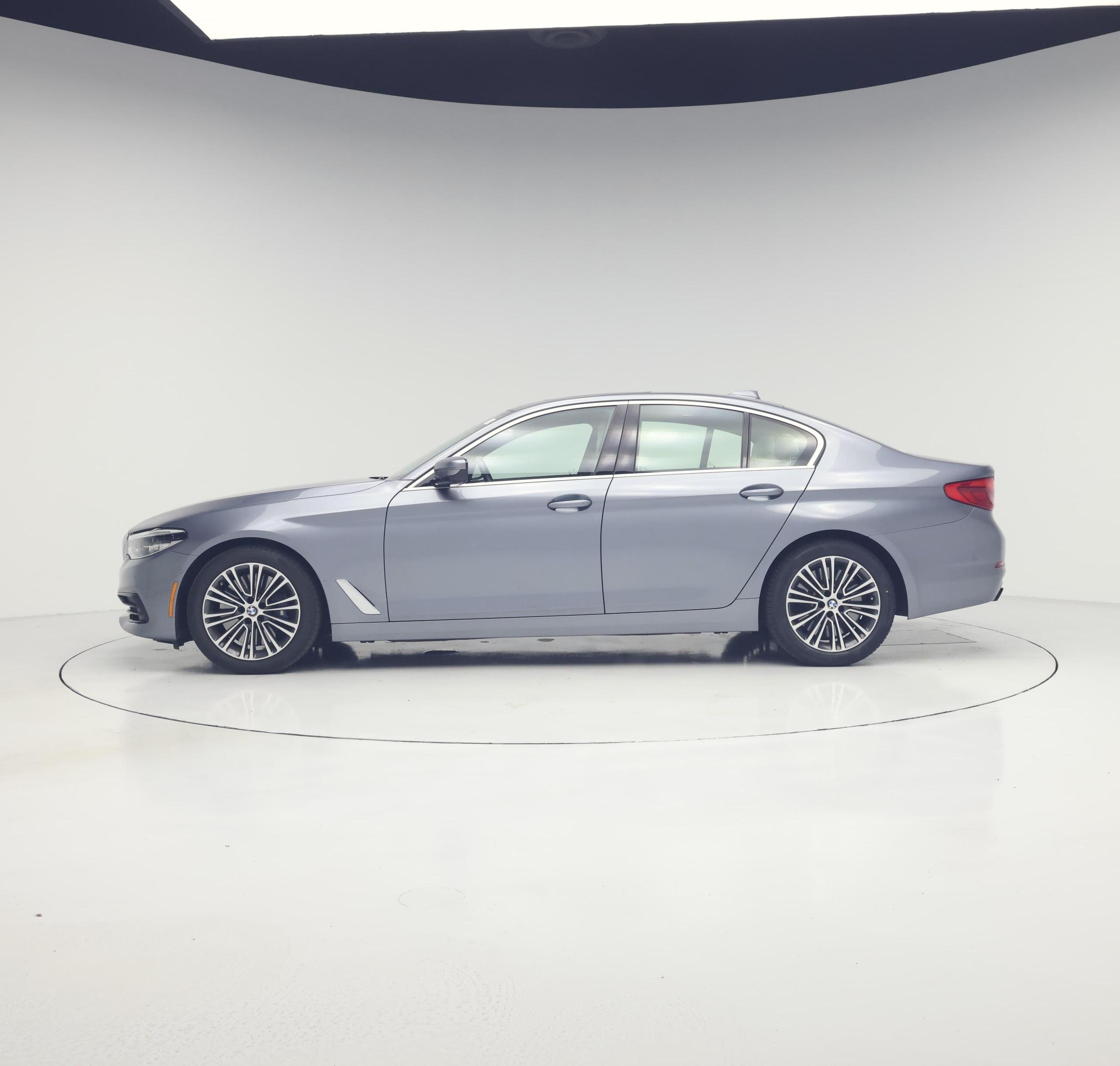 Thumbnail: 2020 BMW 5 Series - 3