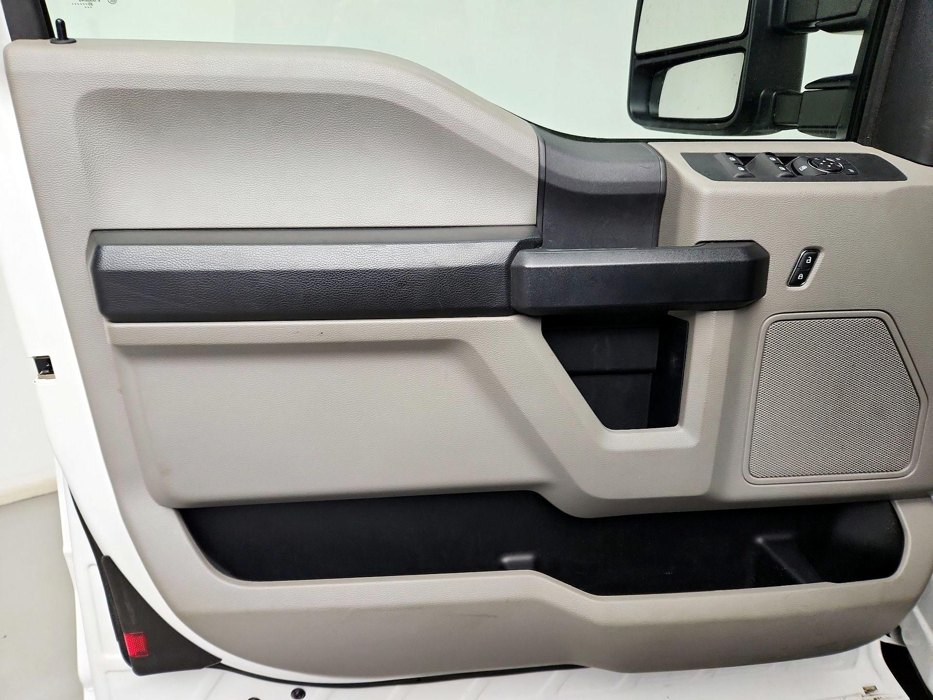 Thumbnail: 2020 Ford F-250 - 12