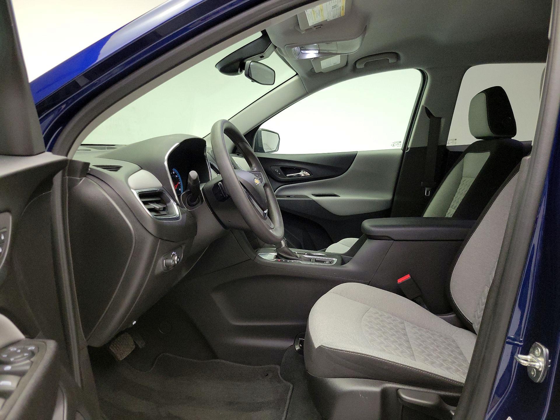 Thumbnail: 2022 Chevrolet Equinox - 11