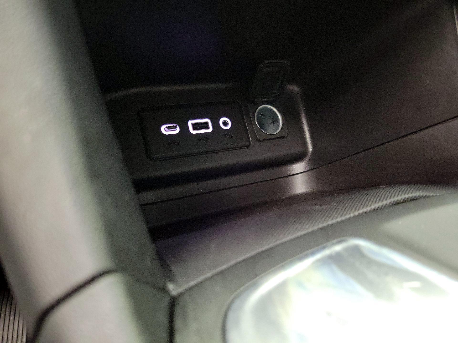 Thumbnail: 2022 Chevrolet Equinox - 18