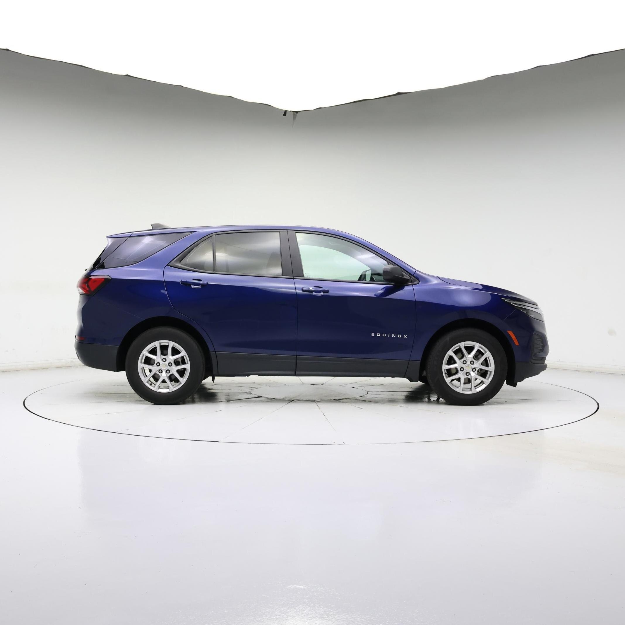Thumbnail: 2022 Chevrolet Equinox - 7