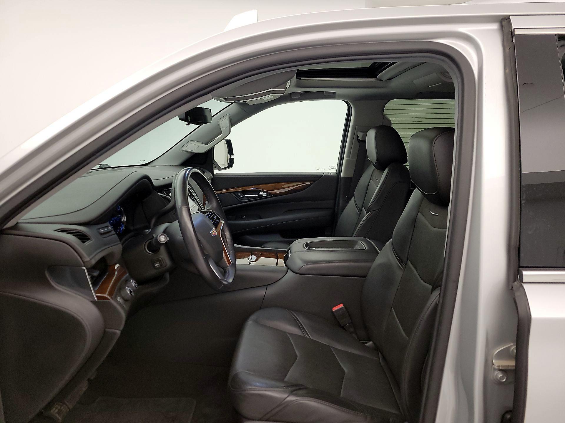 Thumbnail: 2020 Cadillac Escalade - 11