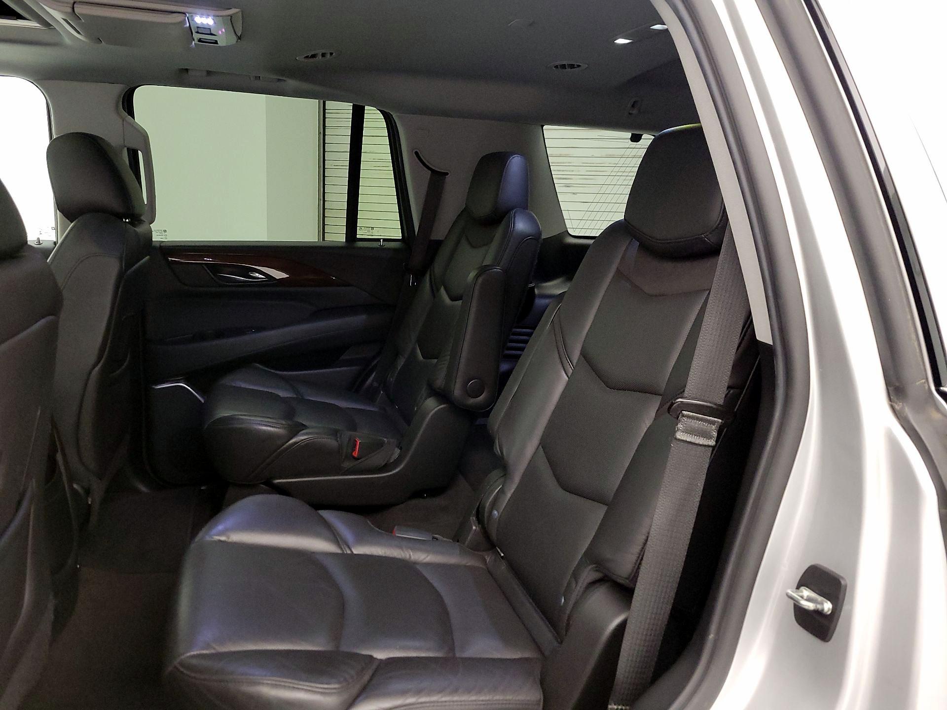 Thumbnail: 2020 Cadillac Escalade - 20