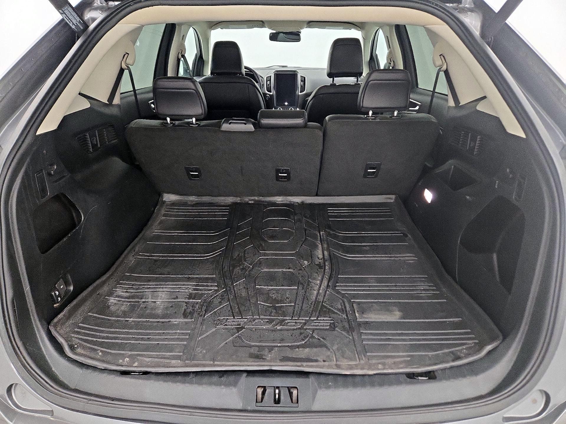 Thumbnail: 2022 Ford Edge - 20