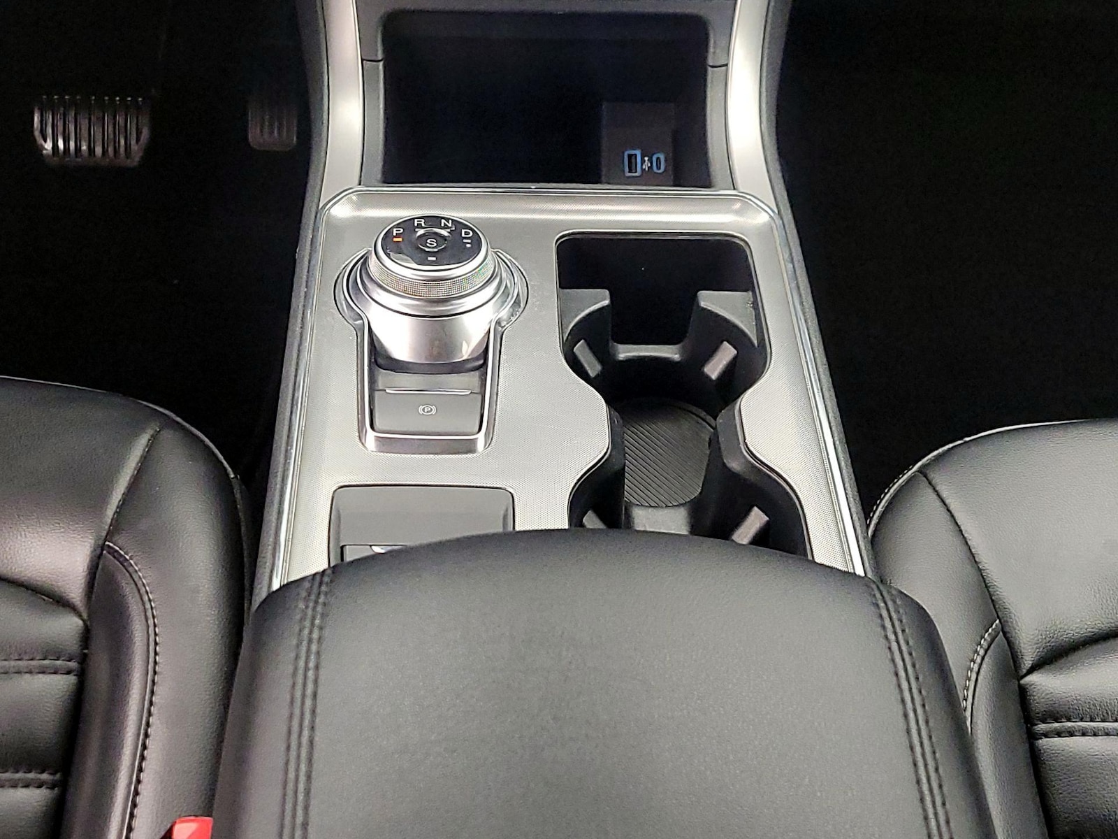 2022 Ford Edge SEL - Photo 18