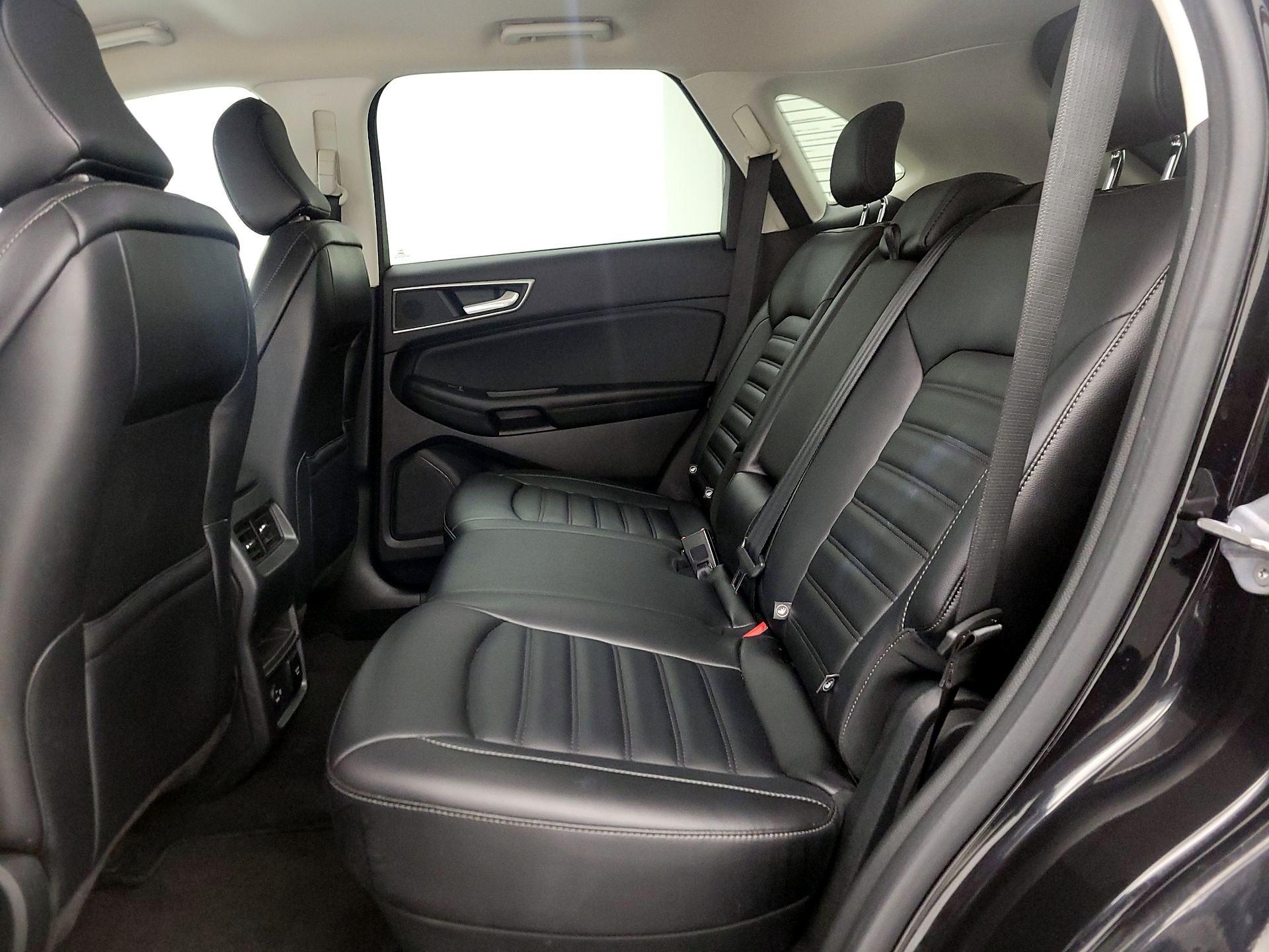 Thumbnail: 2022 Ford Edge - 19