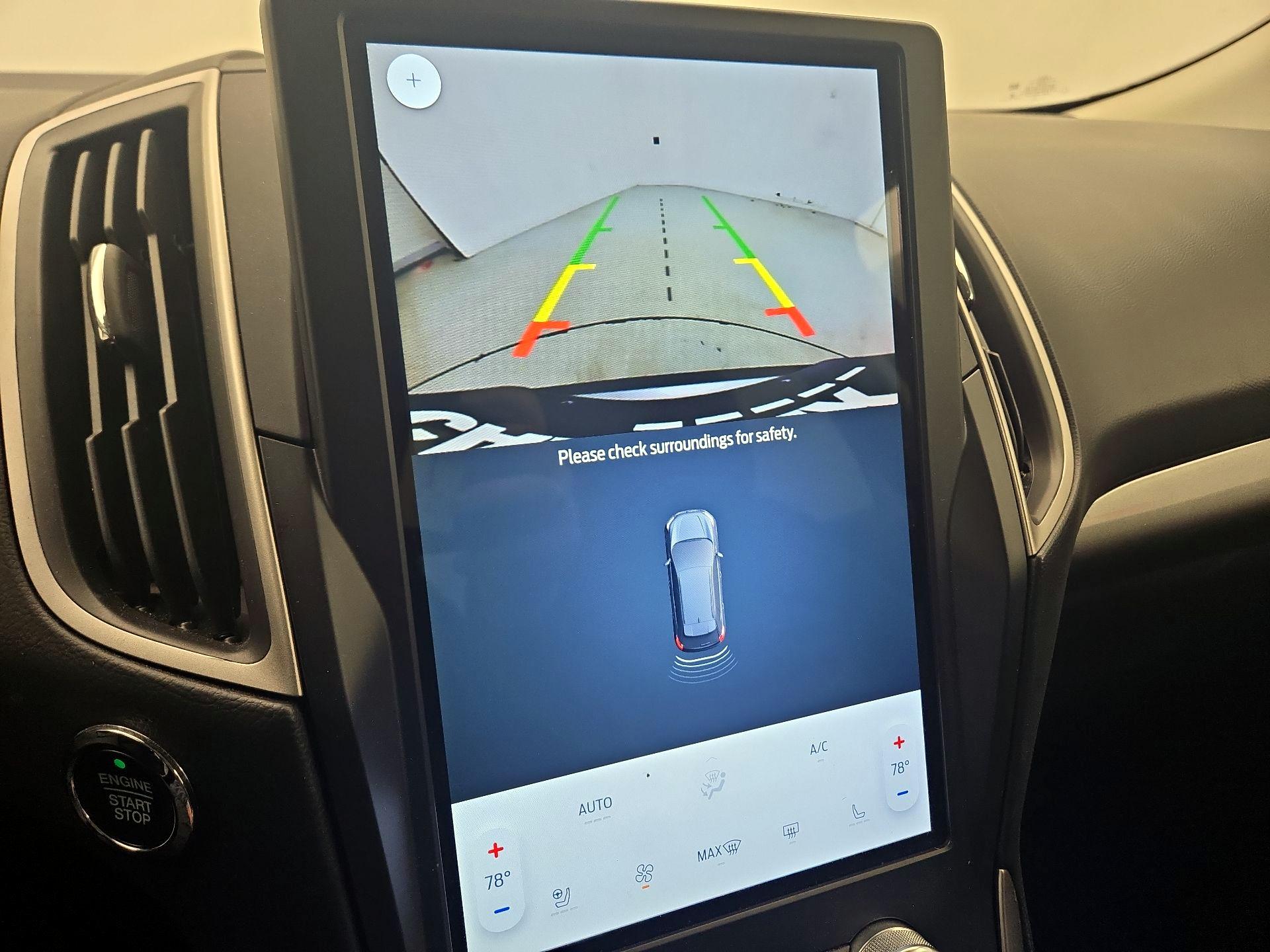 Thumbnail: 2023 Ford Edge - 14