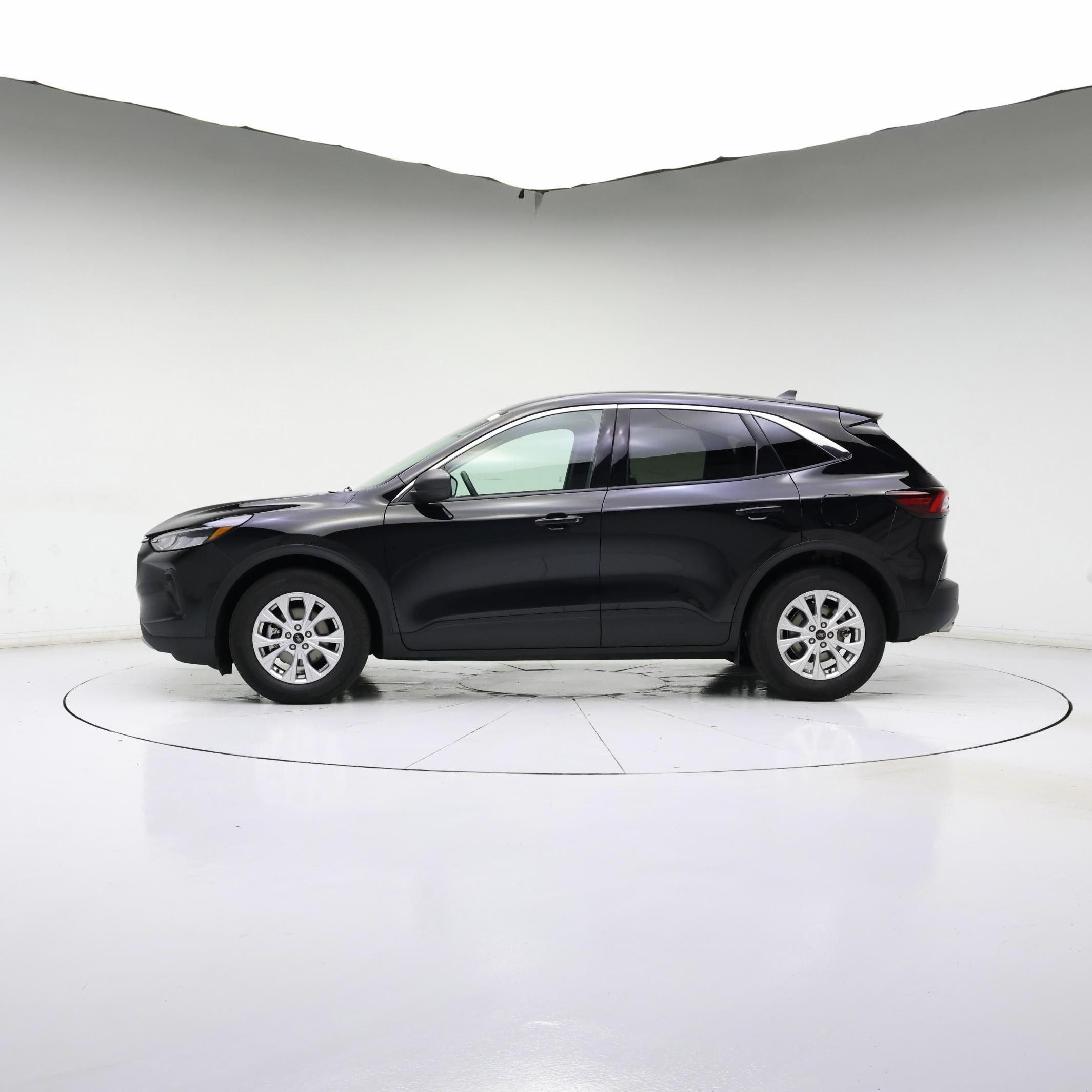 Thumbnail: 2024 Ford Escape - 3