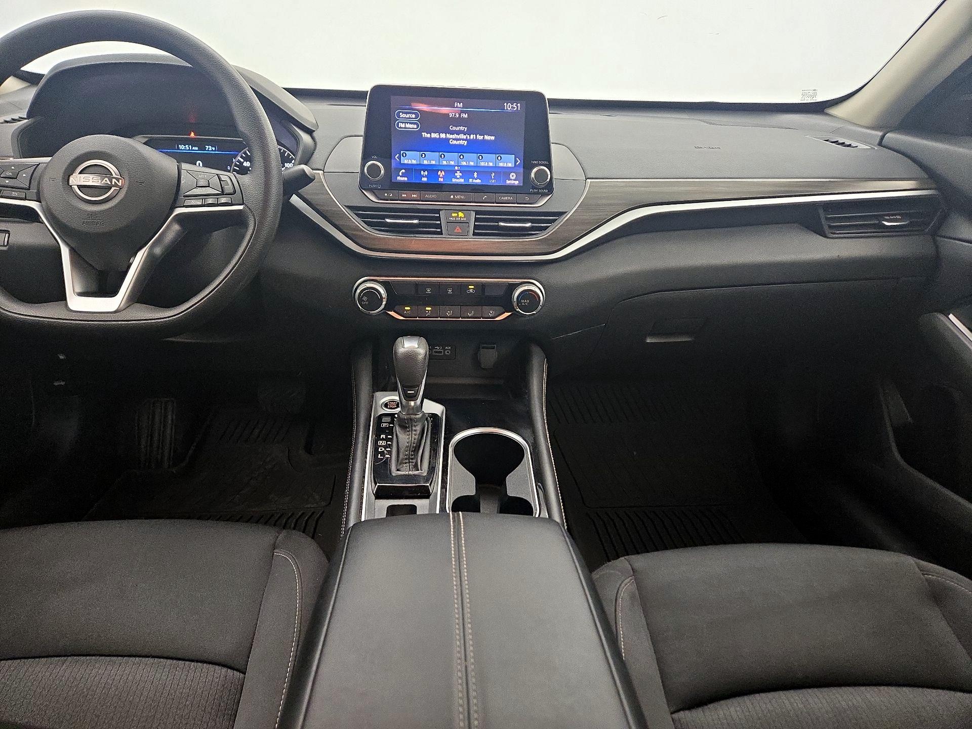 Thumbnail: 2023 Nissan Altima - 9