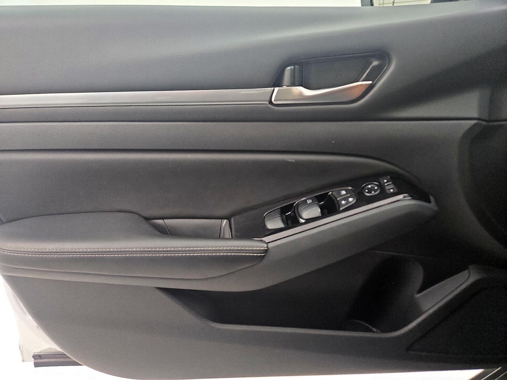 Thumbnail: 2023 Nissan Altima - 12