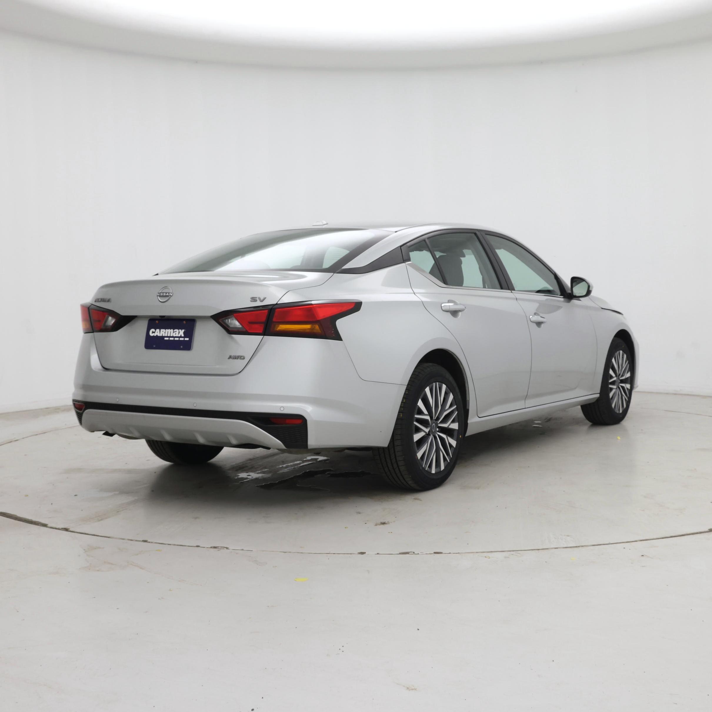 Thumbnail: 2023 Nissan Altima - 8