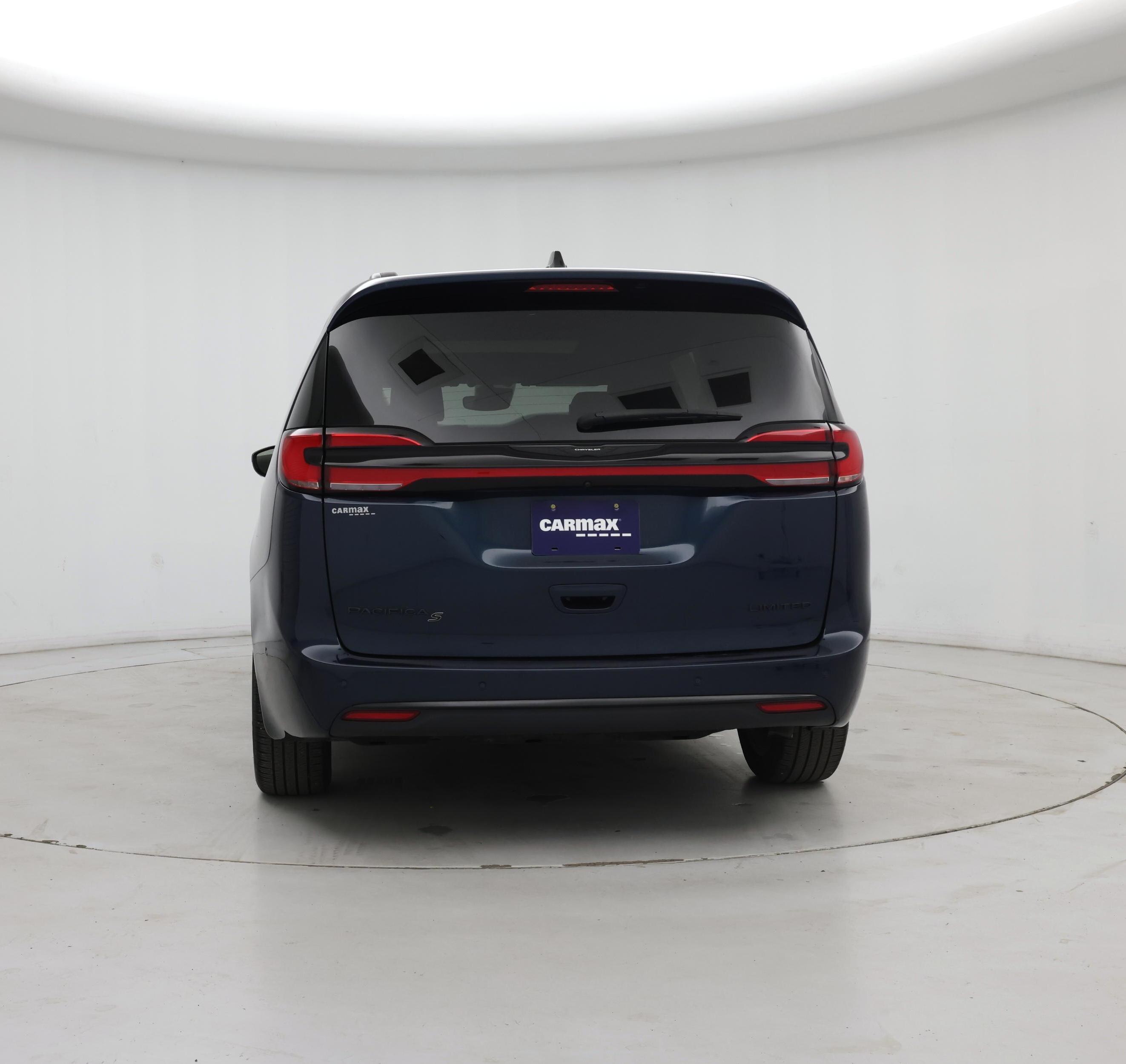 Thumbnail: 2023 Chrysler Pacifica - 6