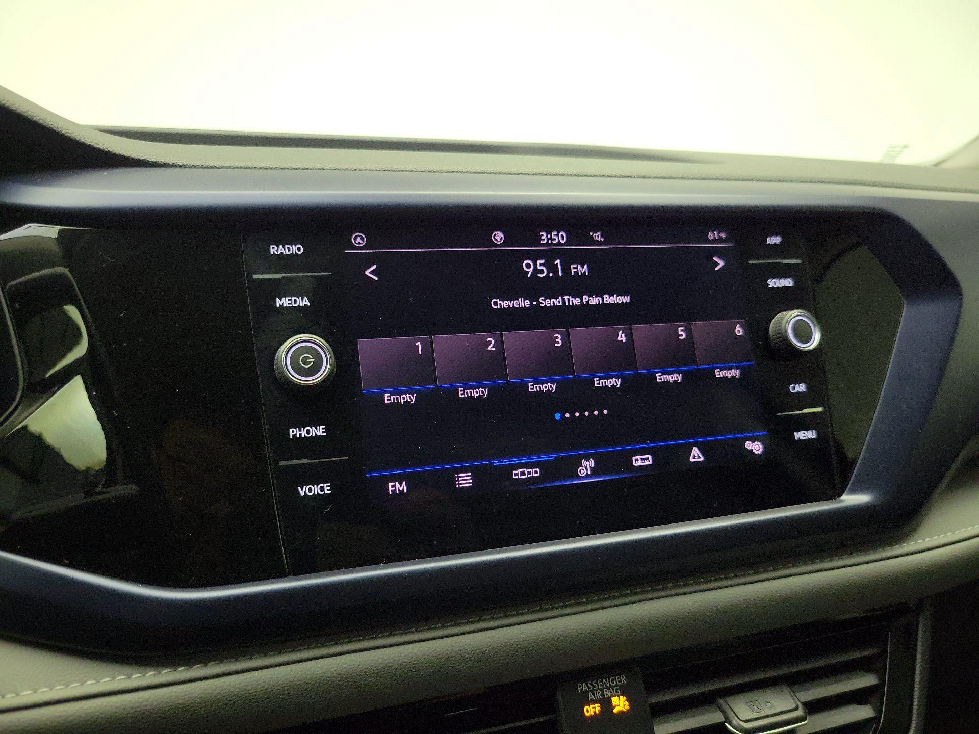 Thumbnail: 2024 Volkswagen Taos - 15