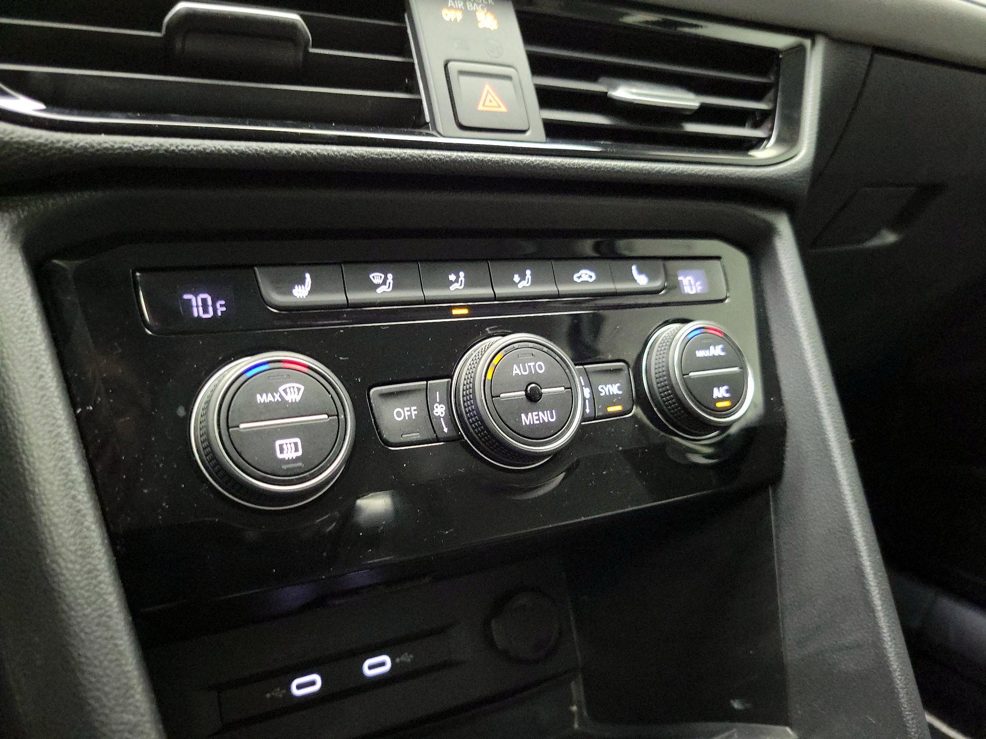 Thumbnail: 2024 Volkswagen Taos - 16