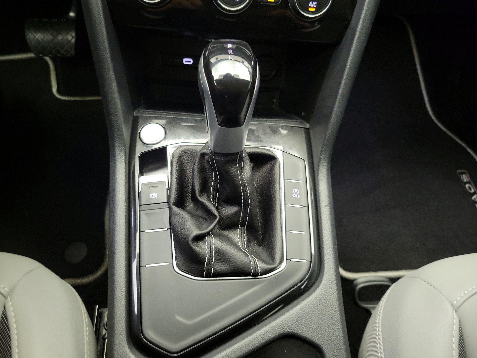 Thumbnail: 2024 Volkswagen Taos - 17