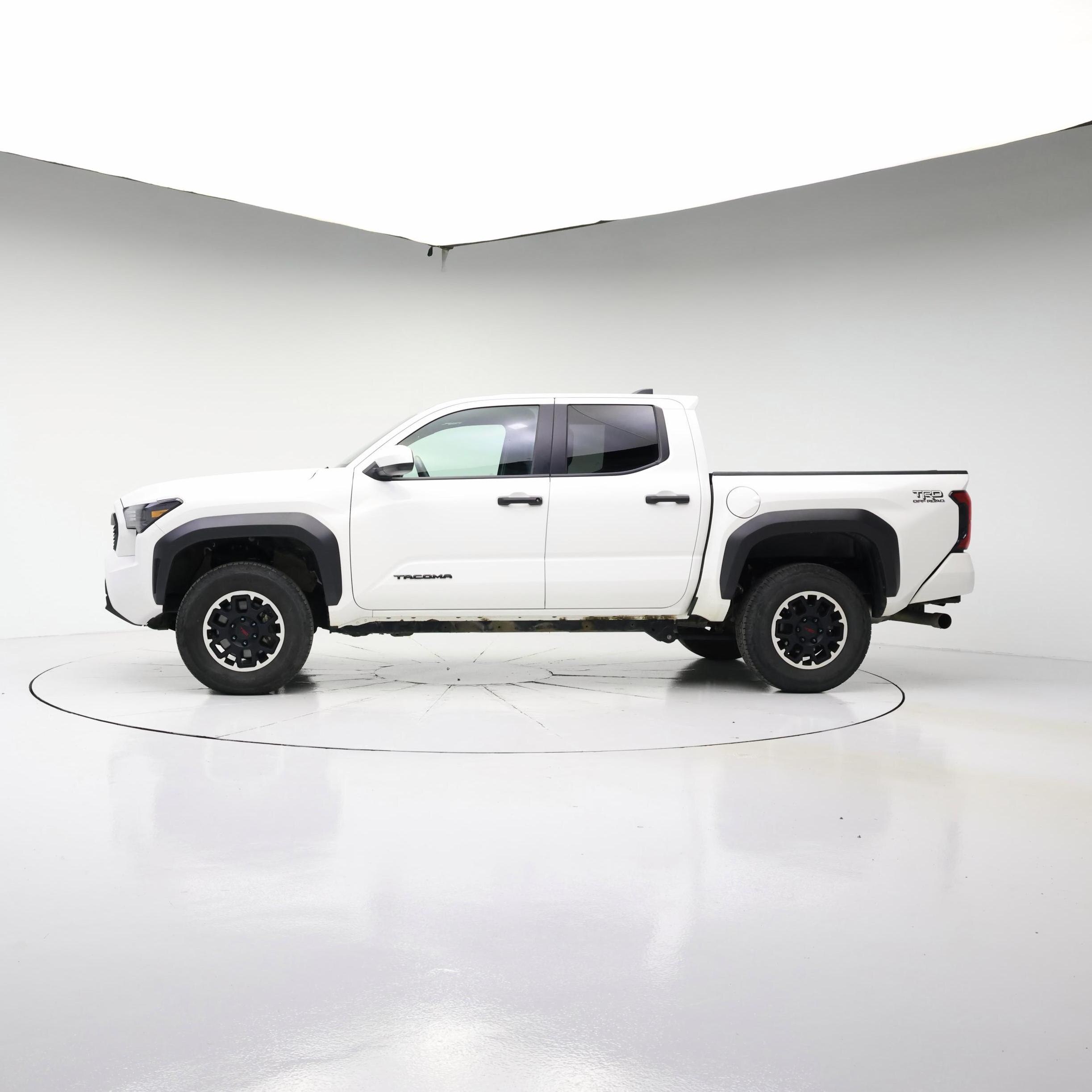 Thumbnail: 2024 Toyota Tacoma - 3