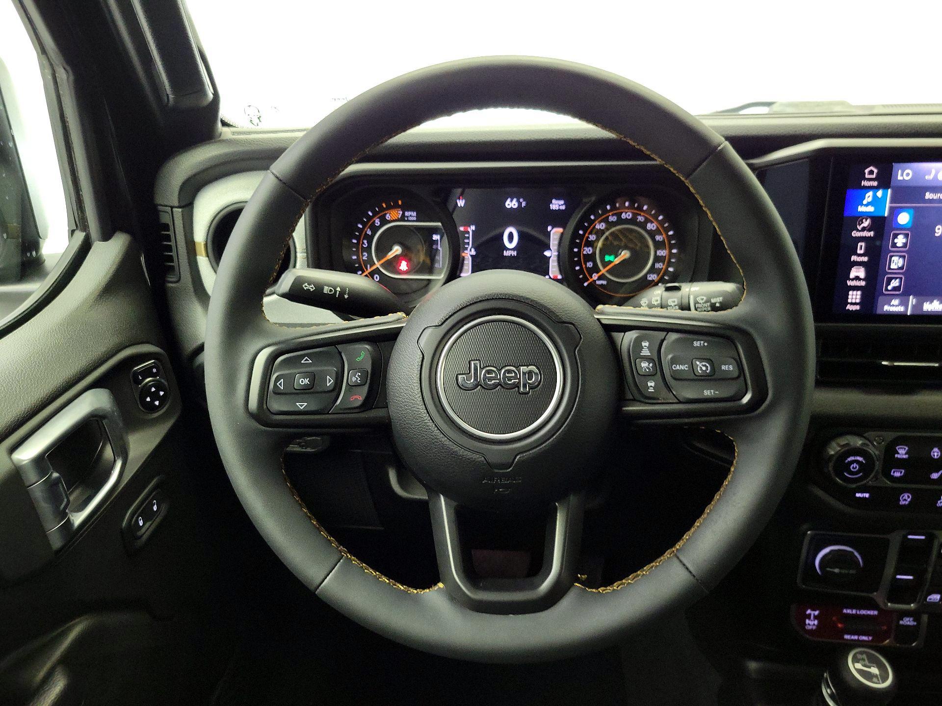 Thumbnail: 2024 Jeep Wrangler - 10