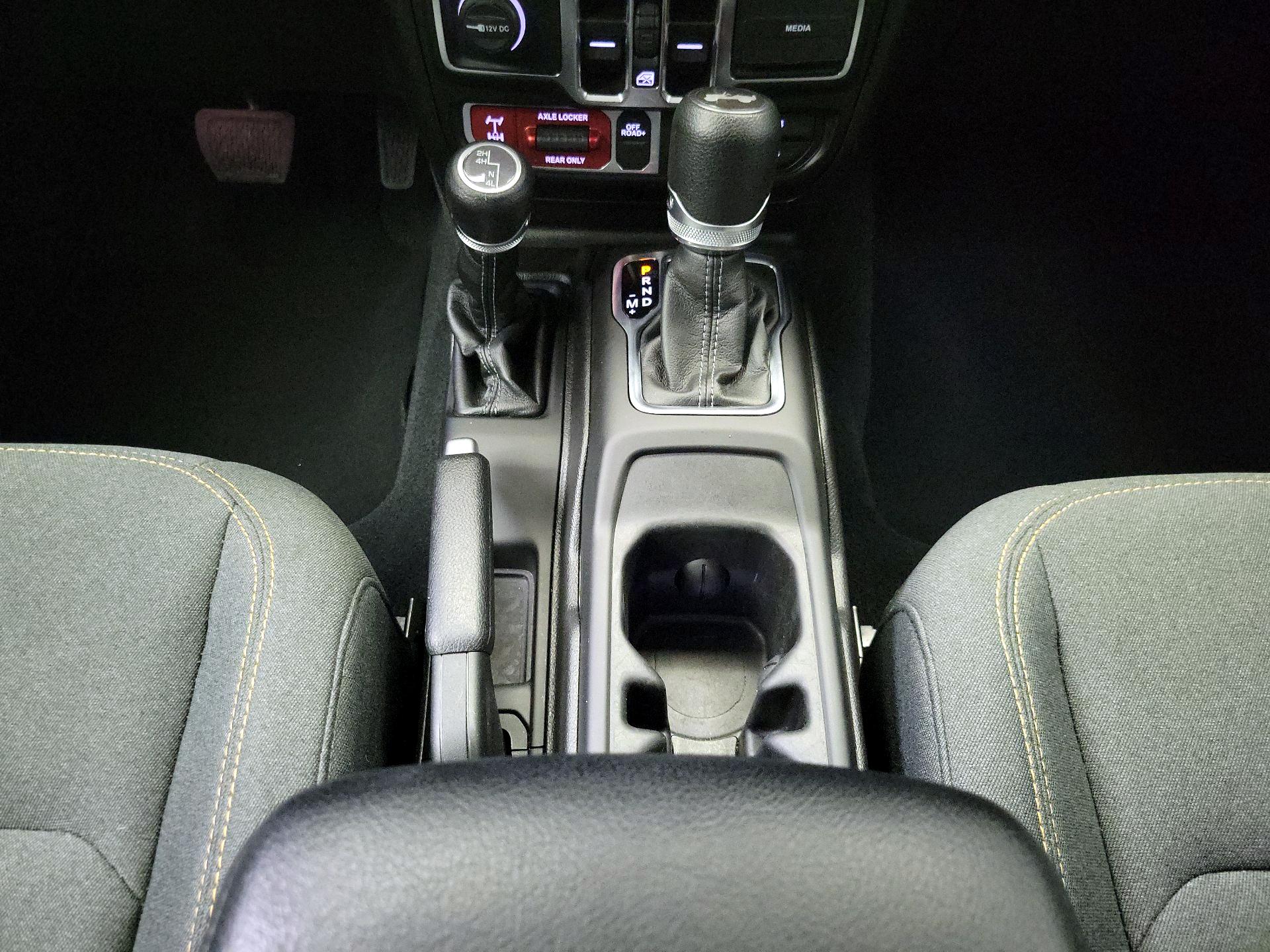 Thumbnail: 2024 Jeep Wrangler - 17