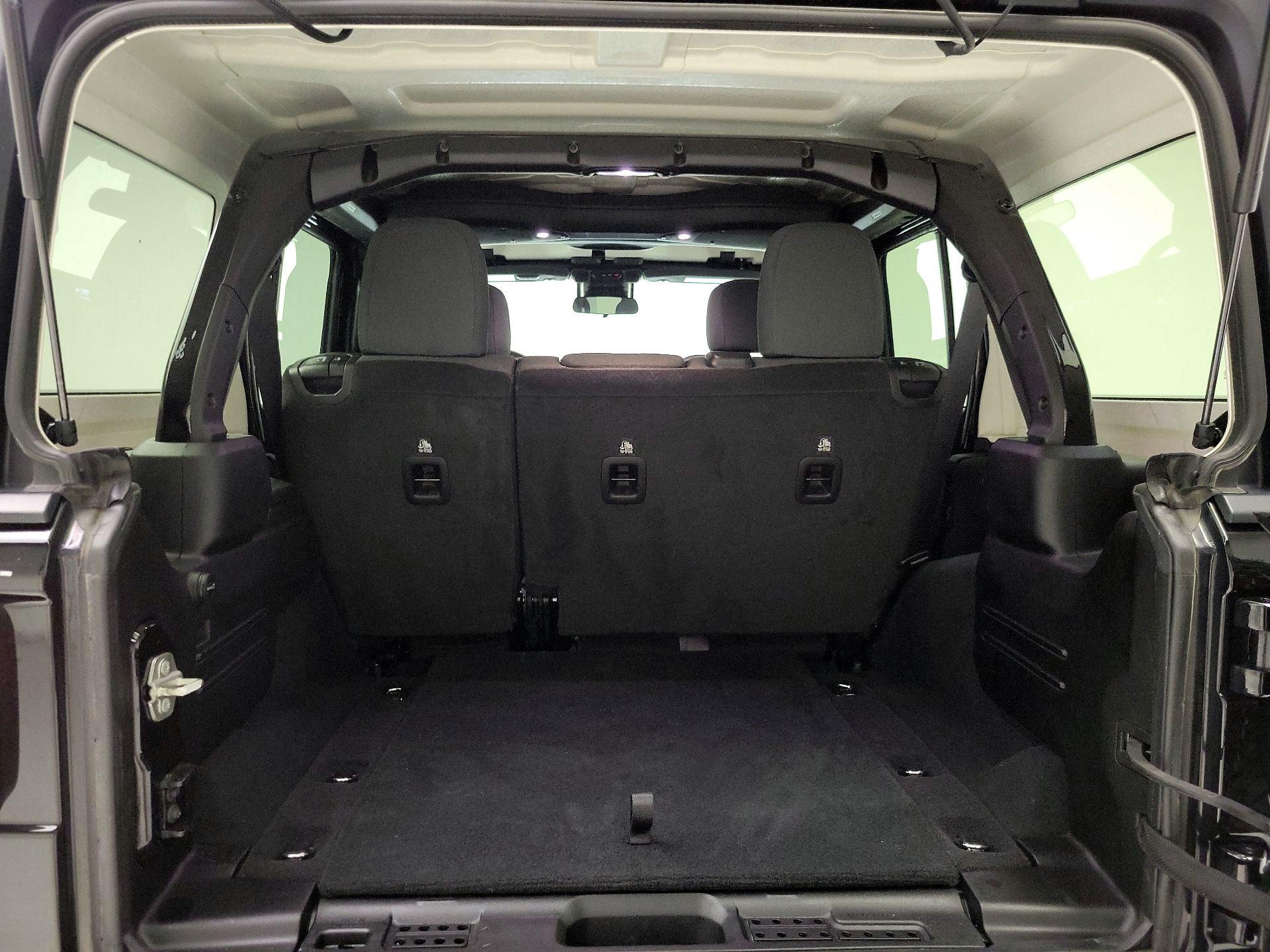 Thumbnail: 2024 Jeep Wrangler - 20