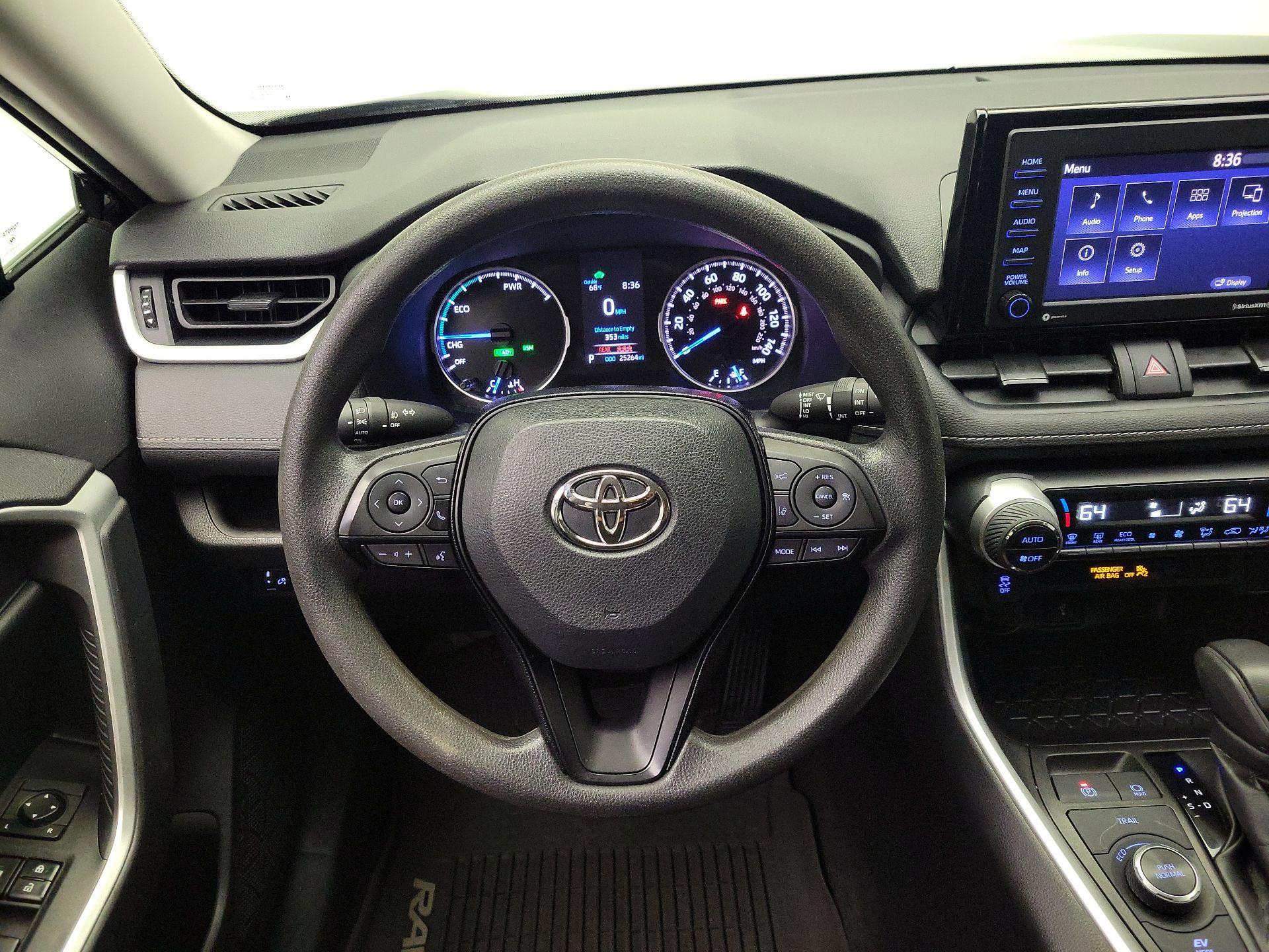 Thumbnail: 2020 Toyota RAV4 - 10