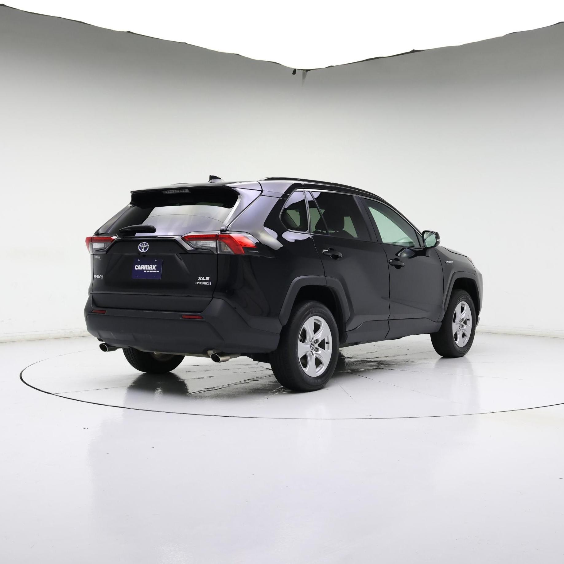 Thumbnail: 2020 Toyota RAV4 - 8