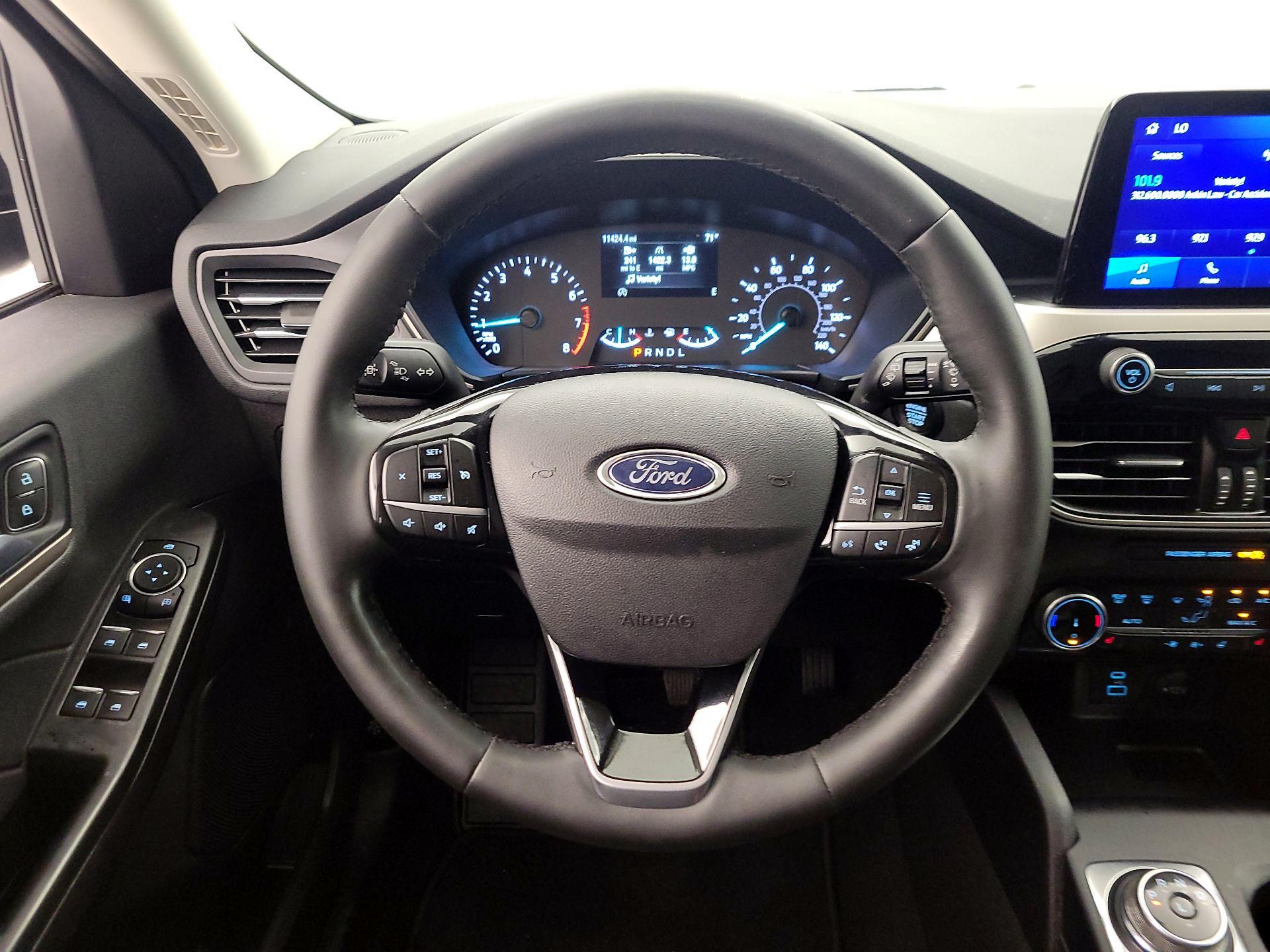 Thumbnail: 2022 Ford Escape - 10