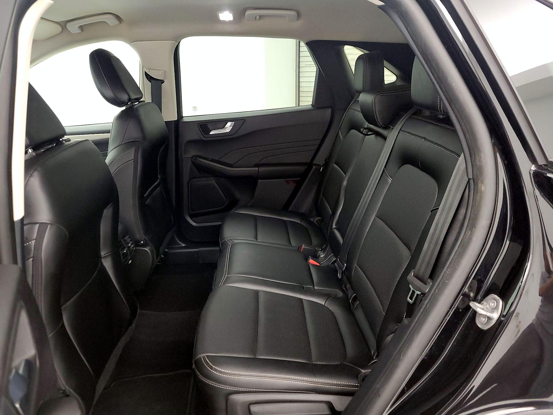 Thumbnail: 2022 Ford Escape - 19