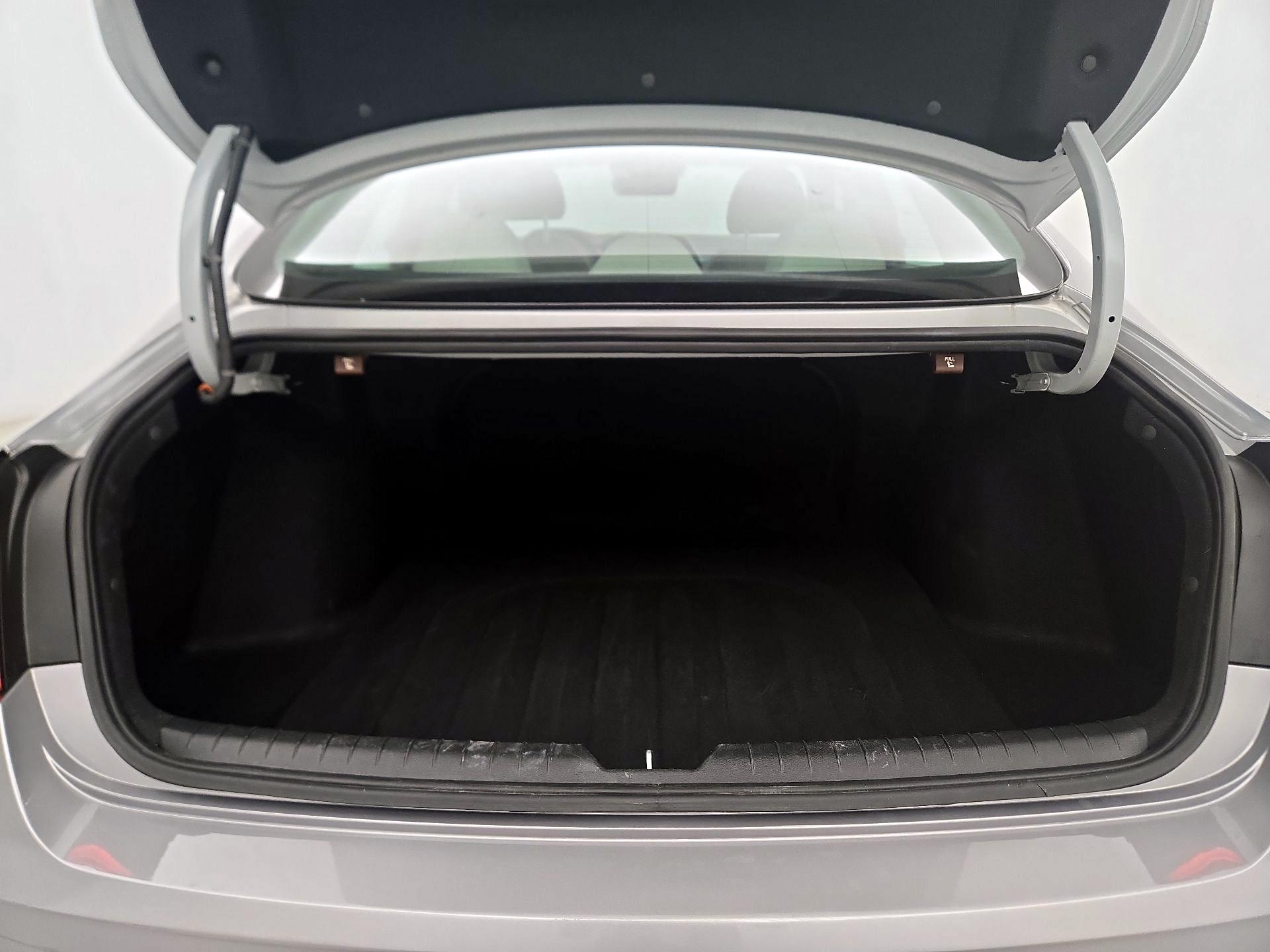 Thumbnail: 2023 Hyundai Sonata - 20