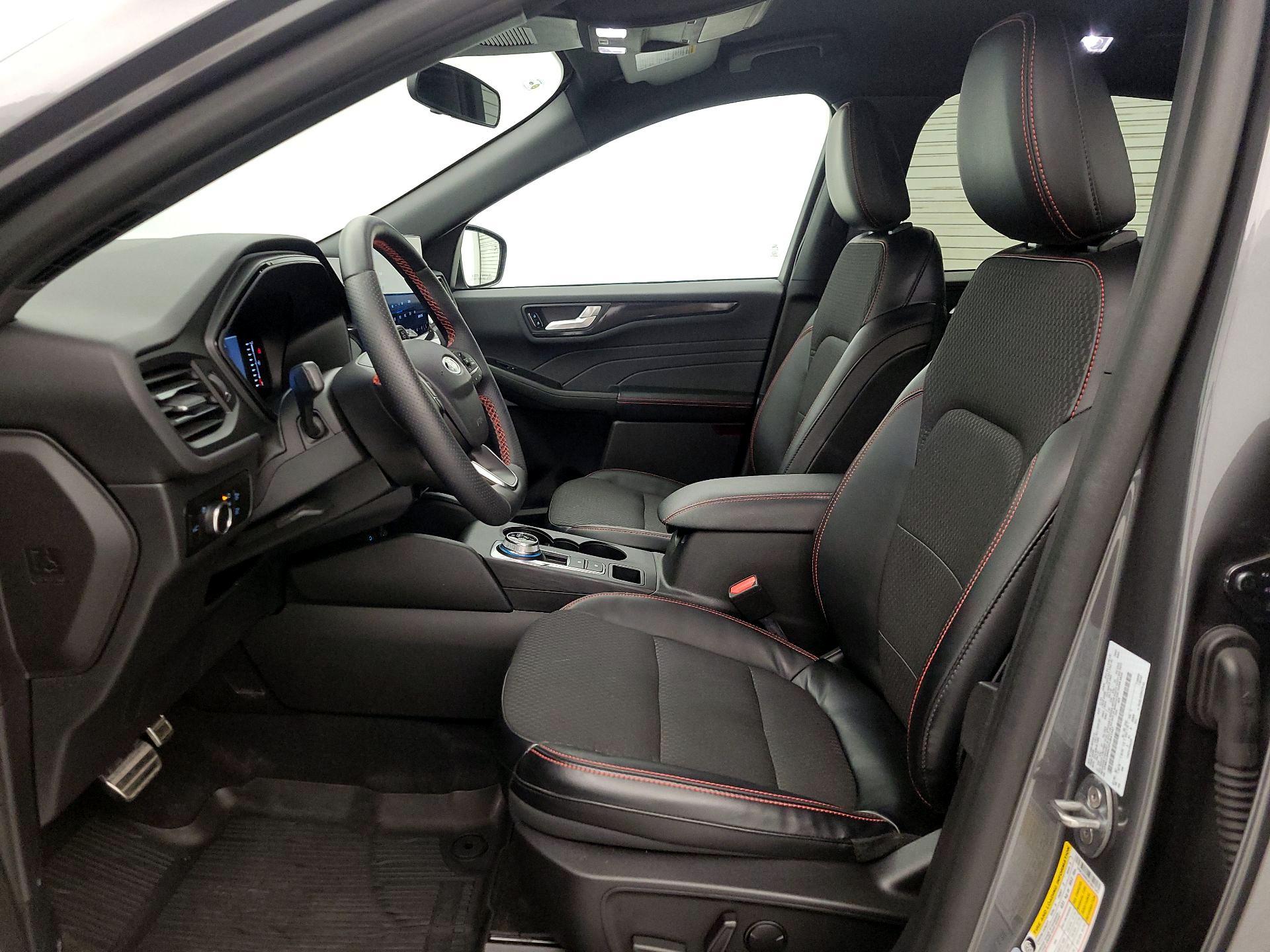 Thumbnail: 2023 Ford Escape - 11