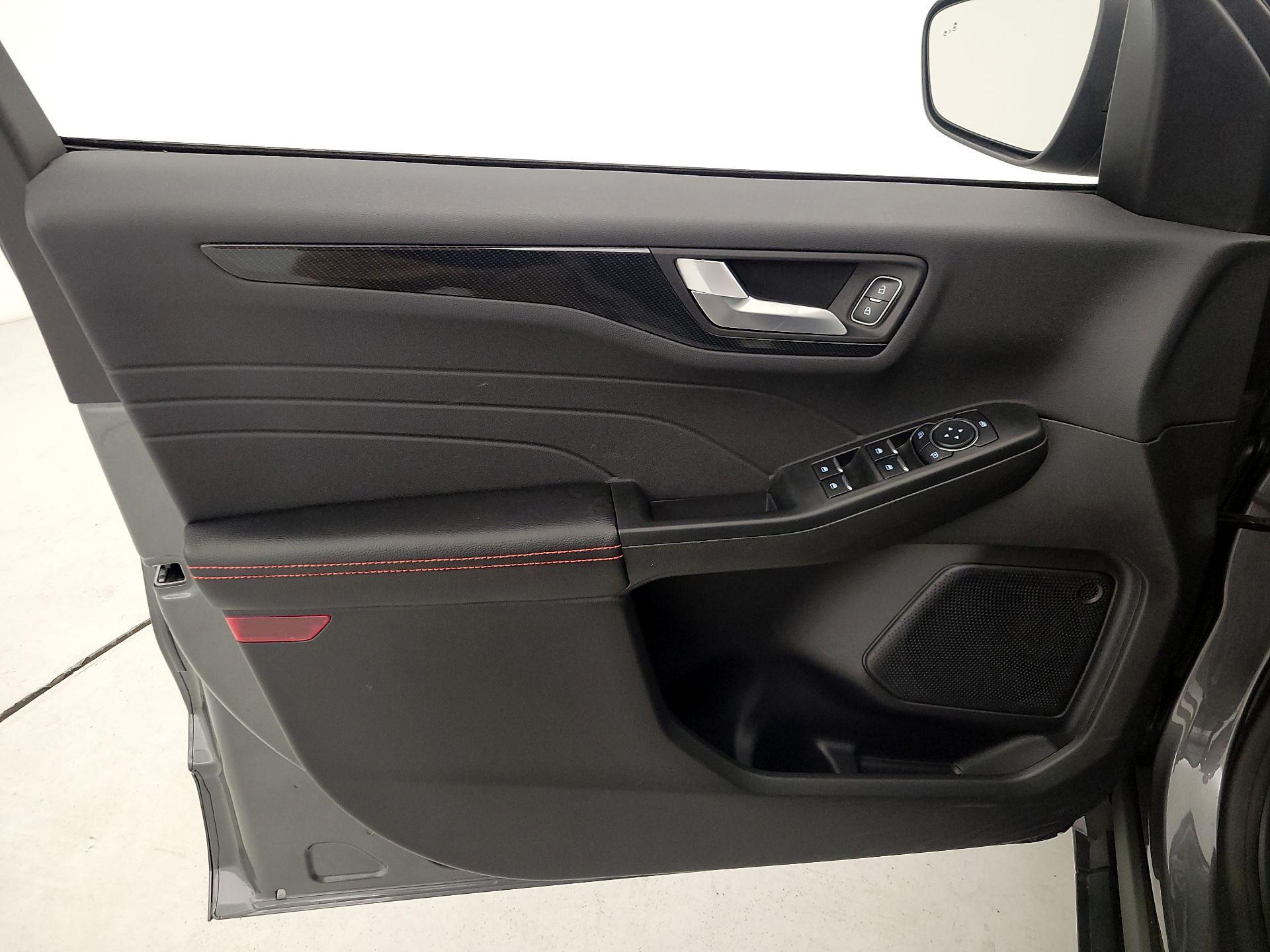 Thumbnail: 2023 Ford Escape - 12