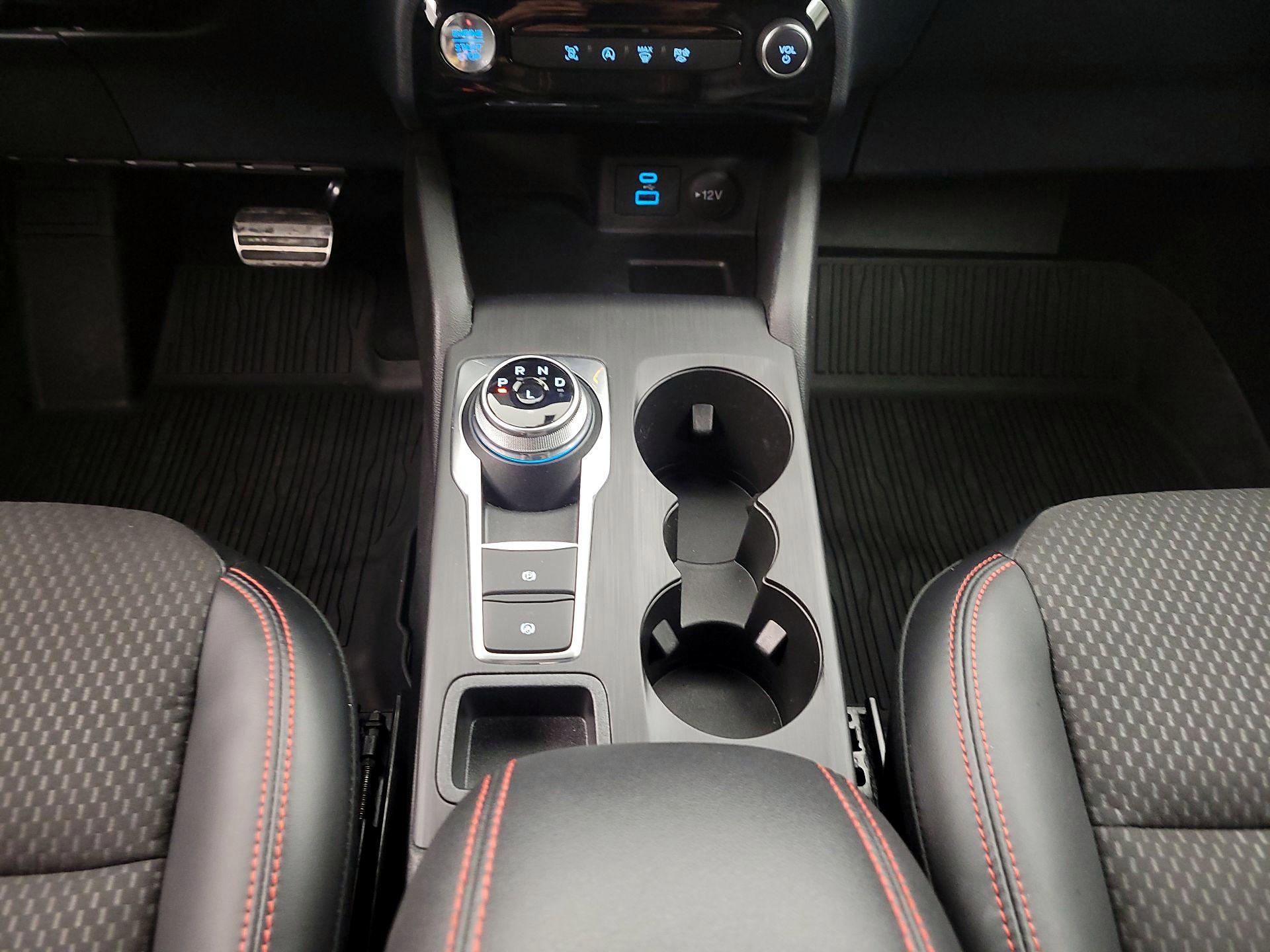 Thumbnail: 2023 Ford Escape - 18