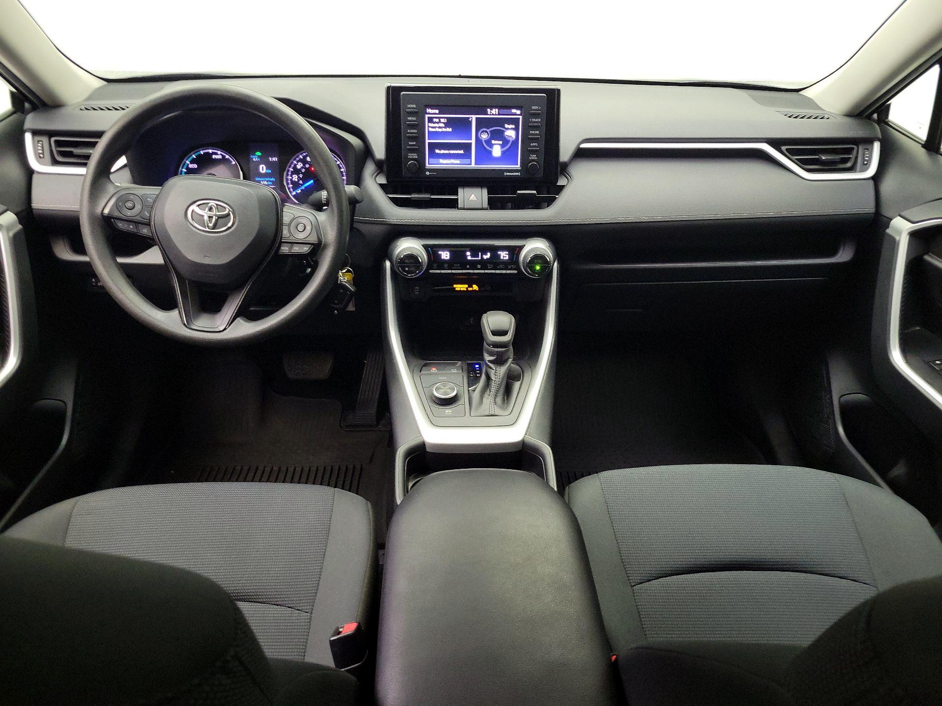 Thumbnail: 2021 Toyota RAV4 - 9