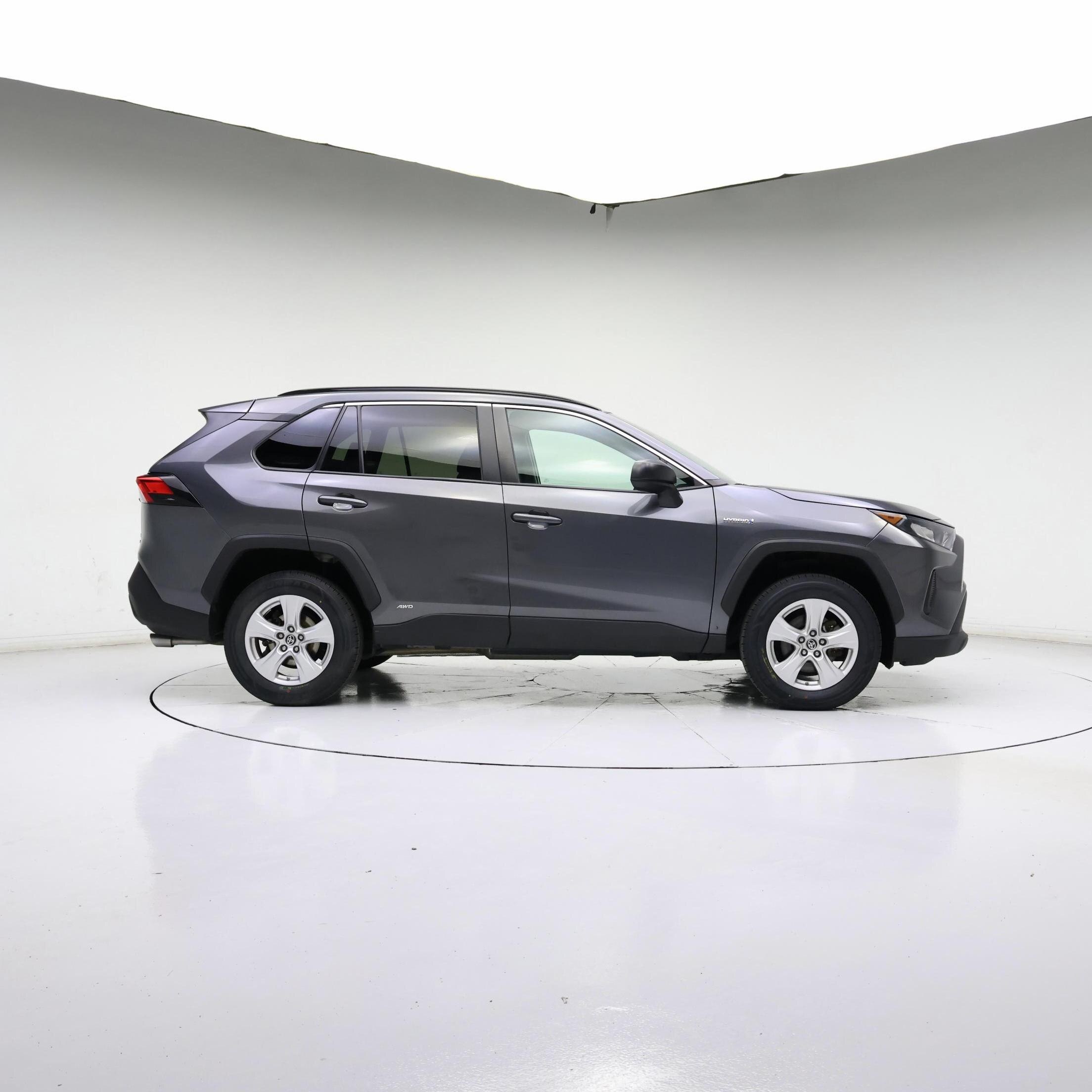 Thumbnail: 2021 Toyota RAV4 - 7